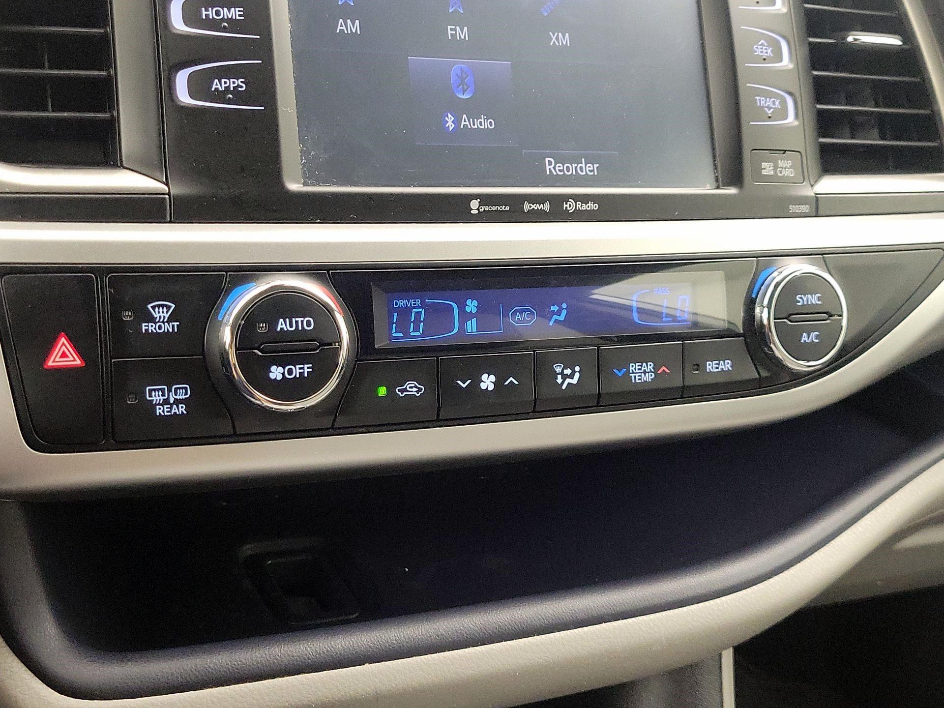 Thumbnail: 2019 Toyota Highlander - 16