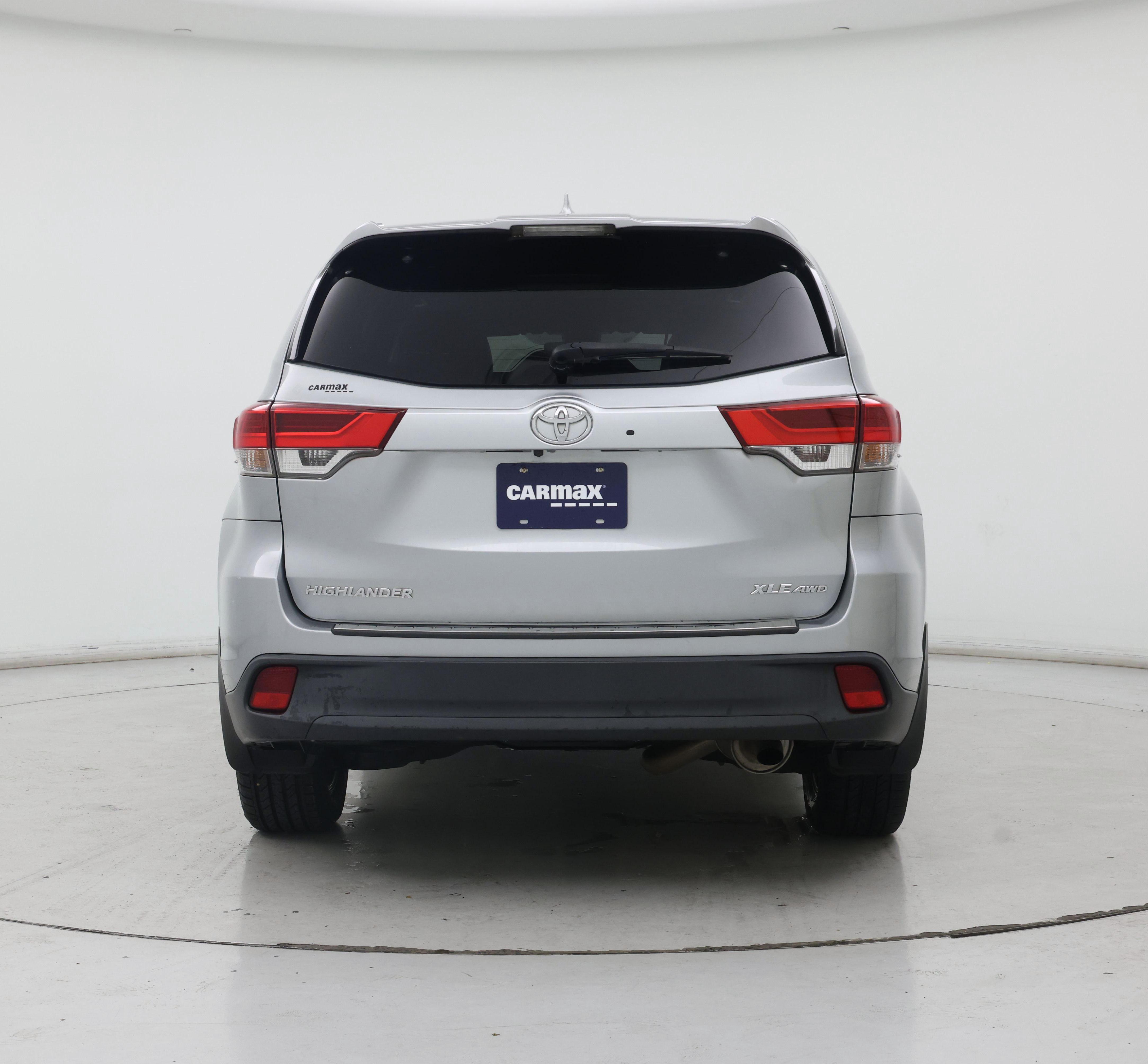 Thumbnail: 2019 Toyota Highlander - 6
