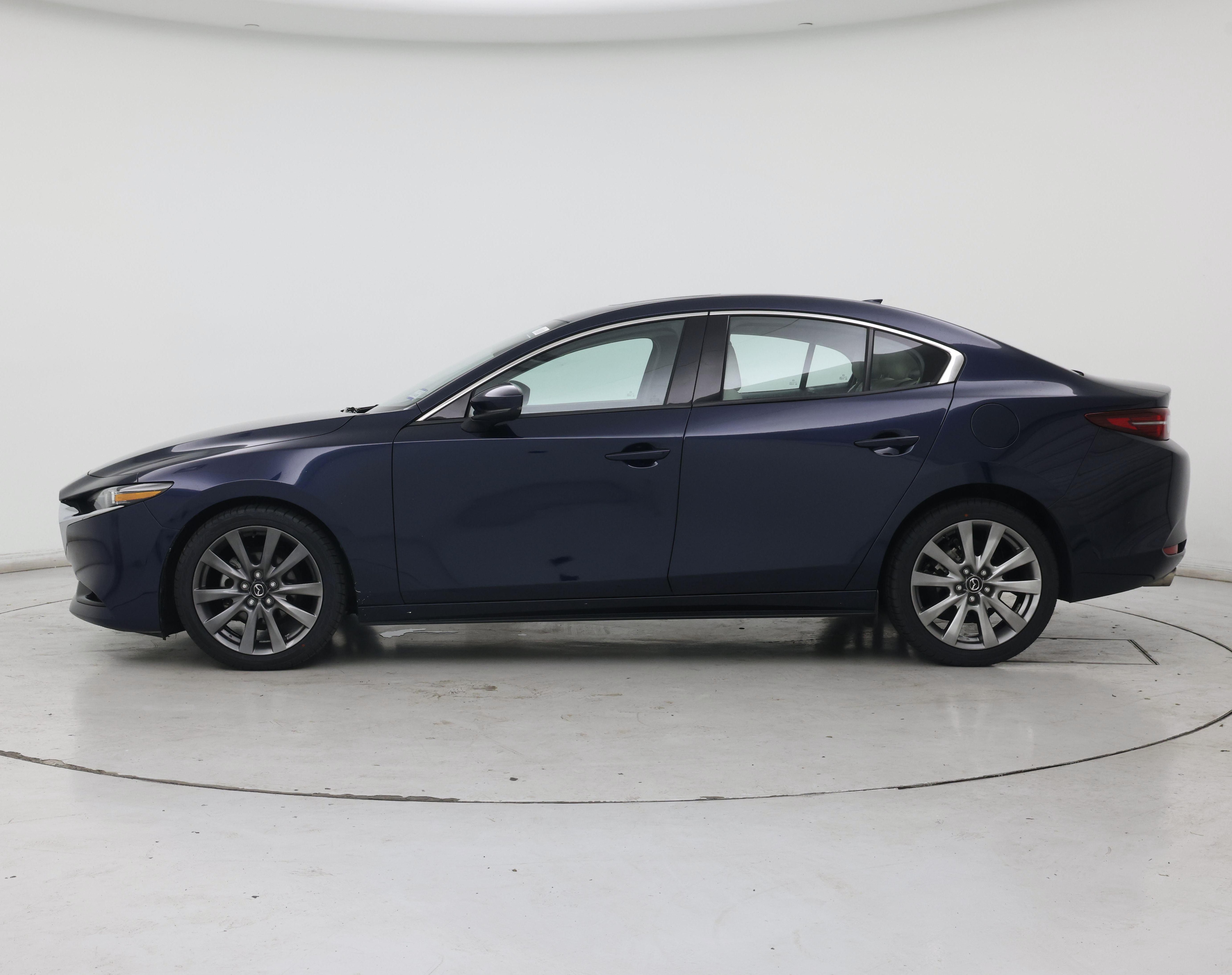 Thumbnail: 2020 Mazda Mazda3 - 3