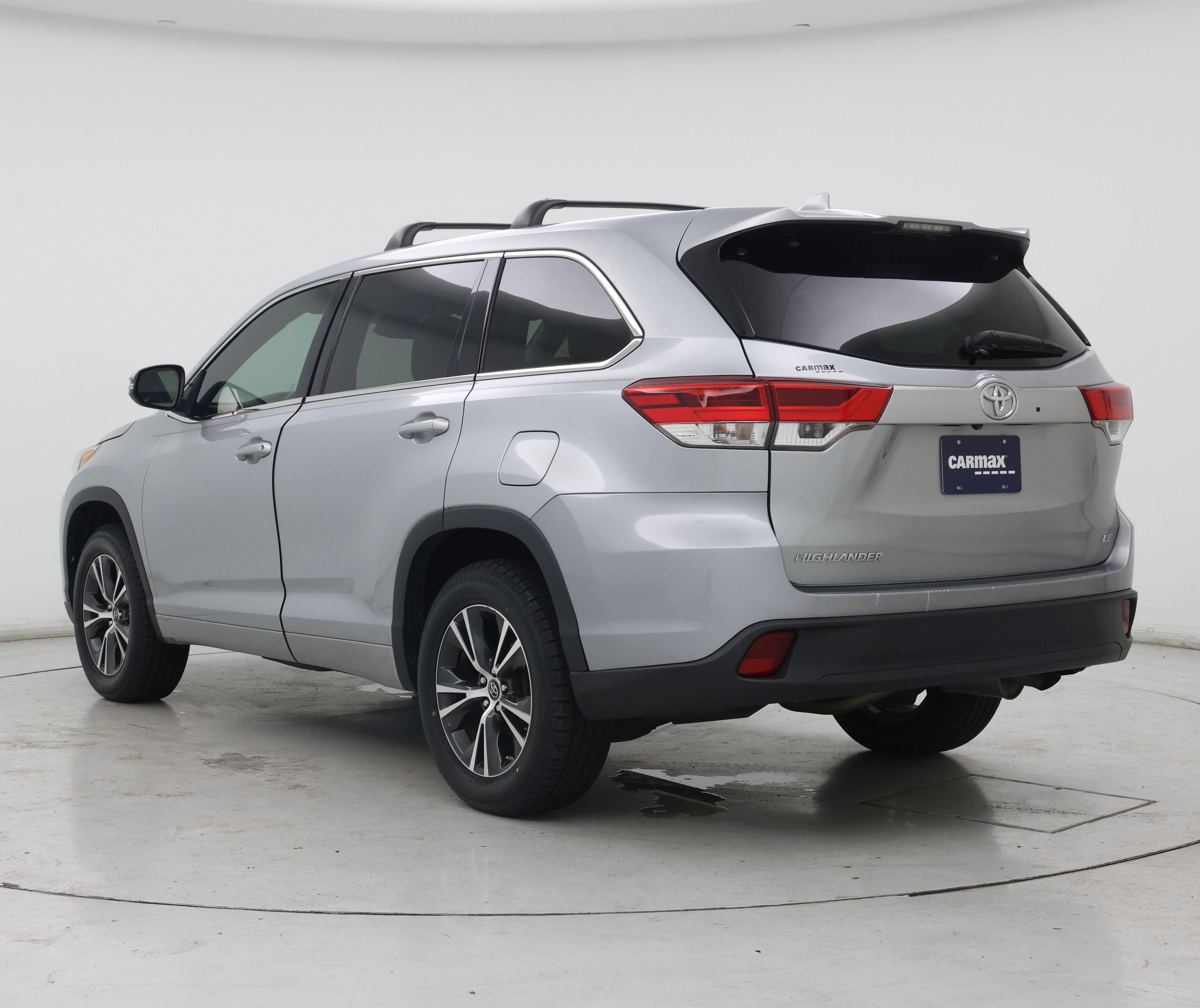 Thumbnail: 2017 Toyota Highlander - 2