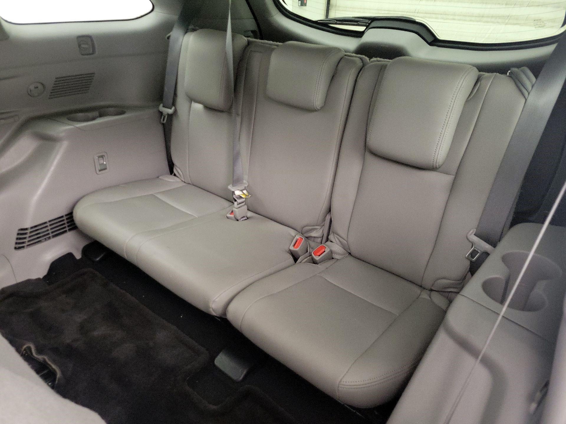 Thumbnail: 2017 Toyota Highlander - 20