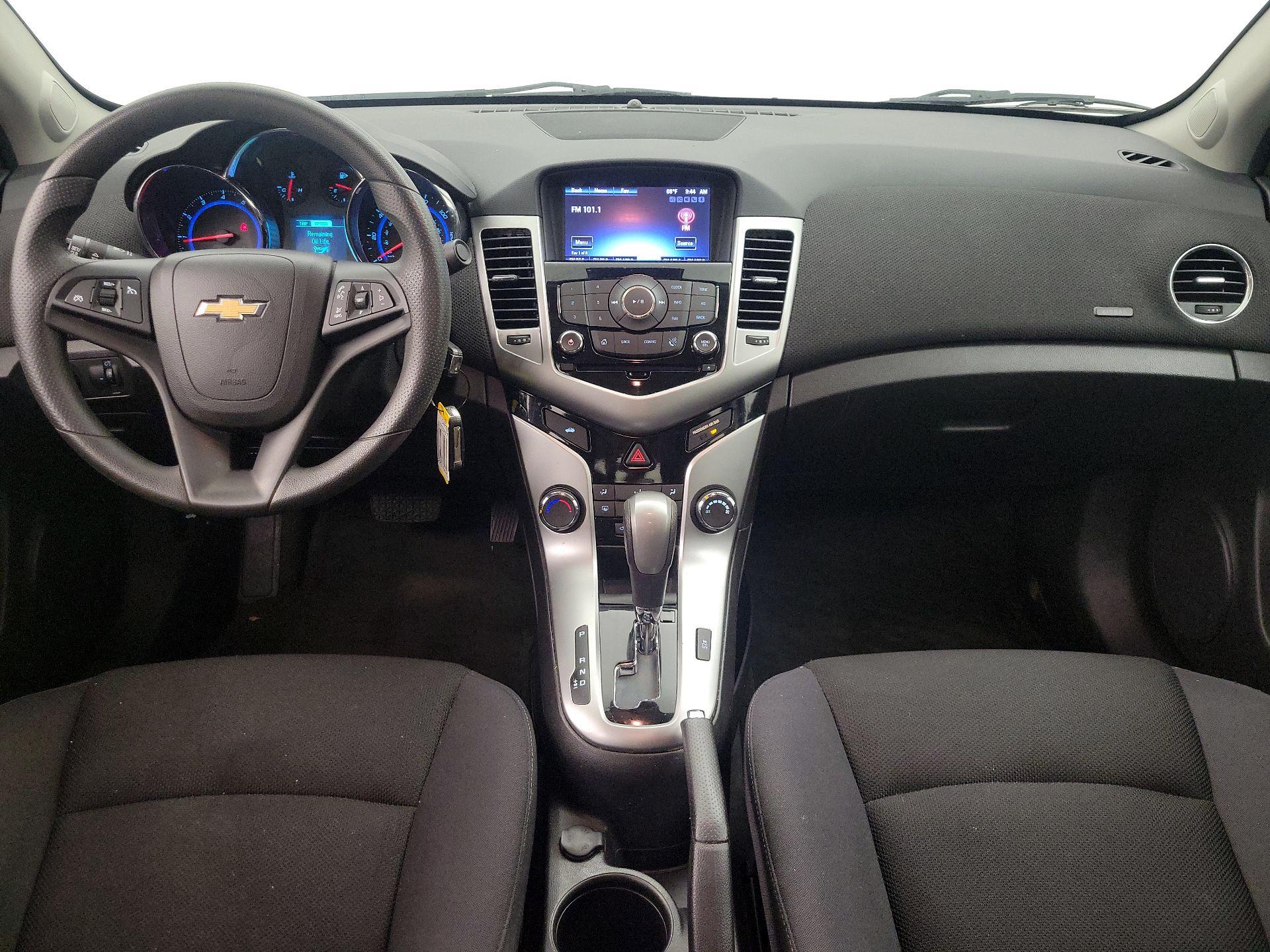 Thumbnail: 2015 Chevrolet Cruze - 9