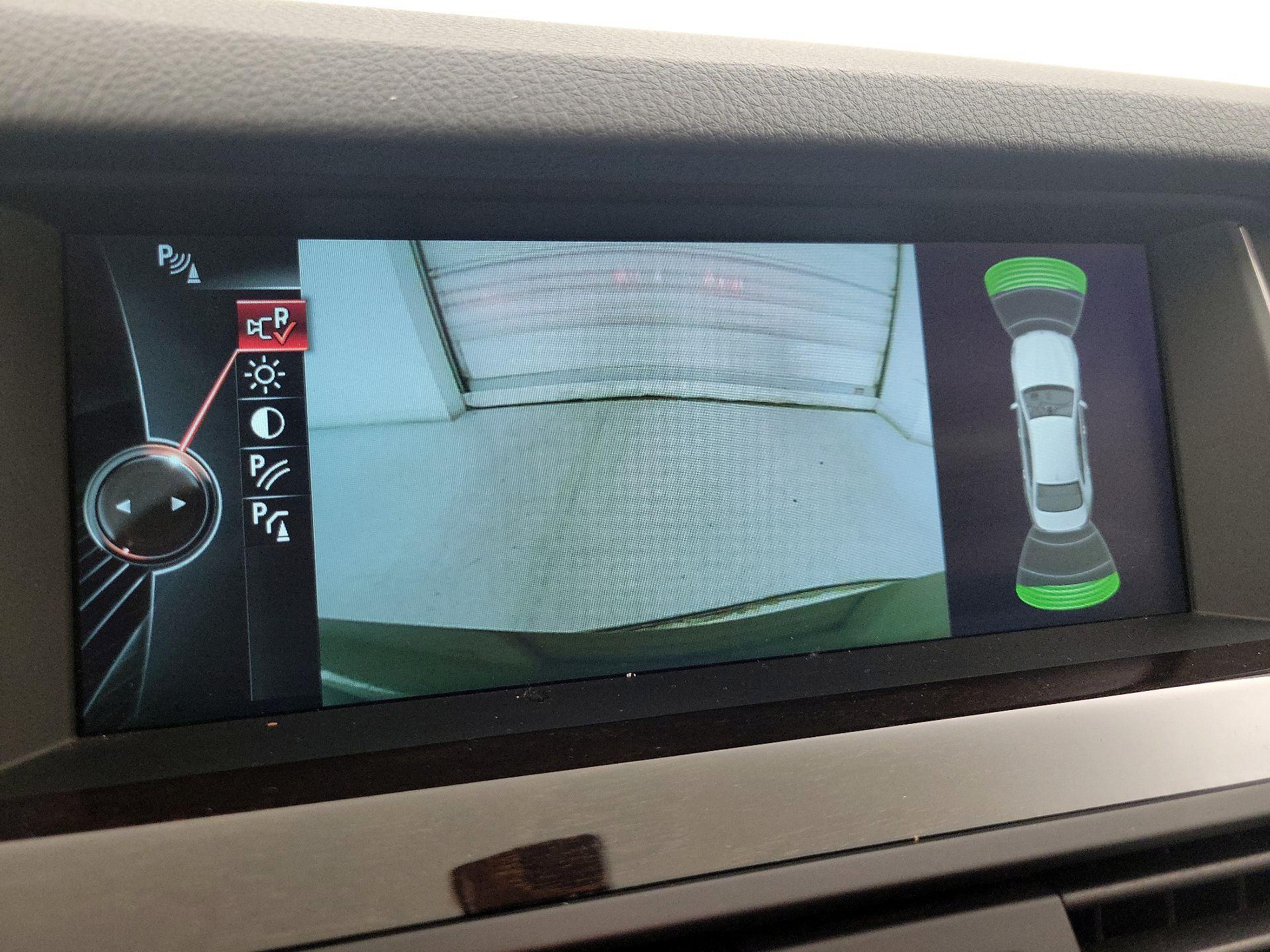 Thumbnail: 2014 BMW 5 Series - 15
