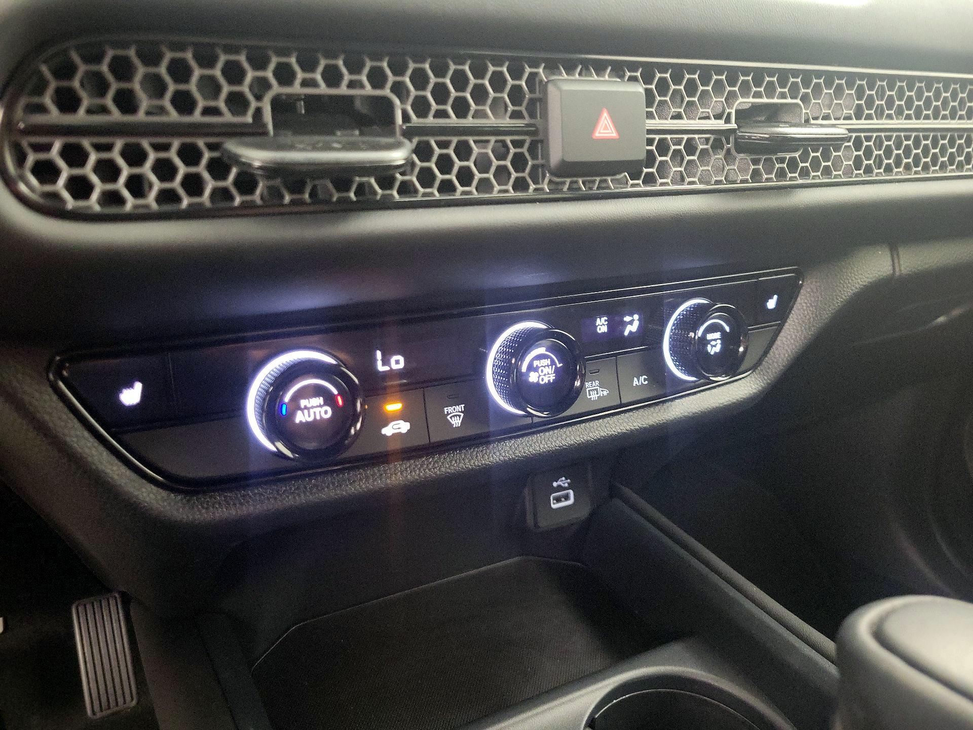 Thumbnail: 2025 Honda HR-V - 16