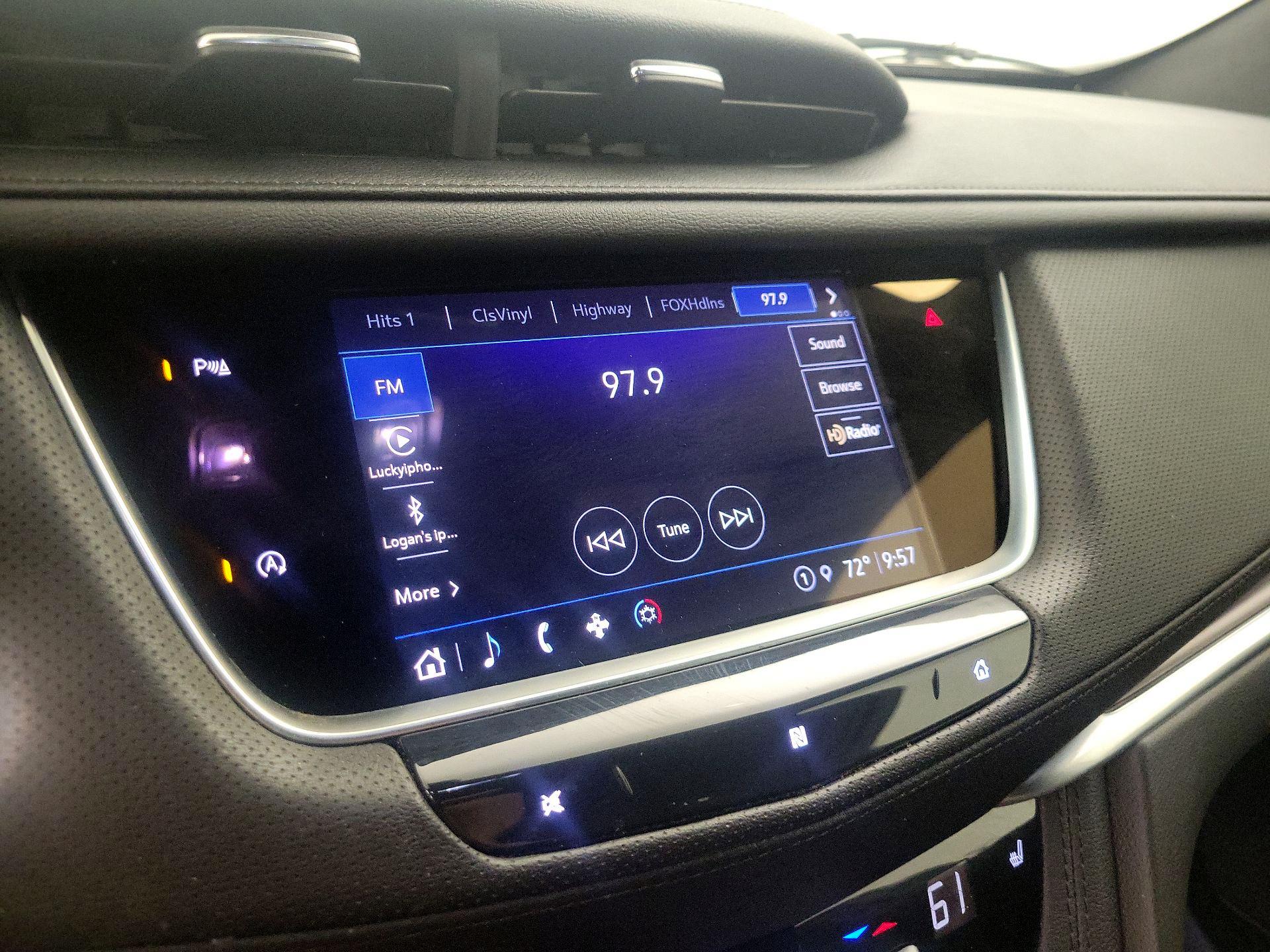 Thumbnail: 2021 Cadillac XT5 - 15