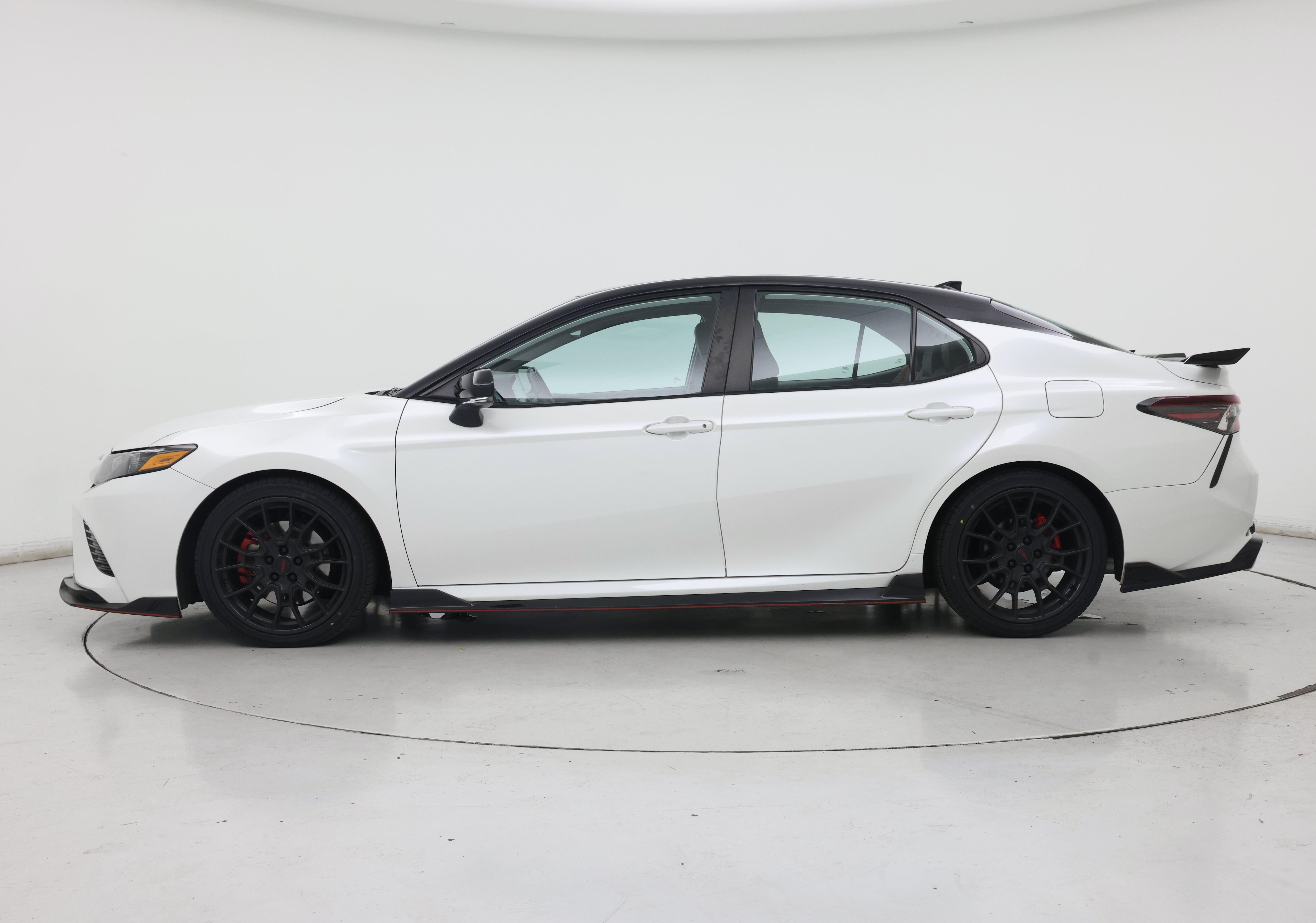 Thumbnail: 2022 Toyota Camry - 3