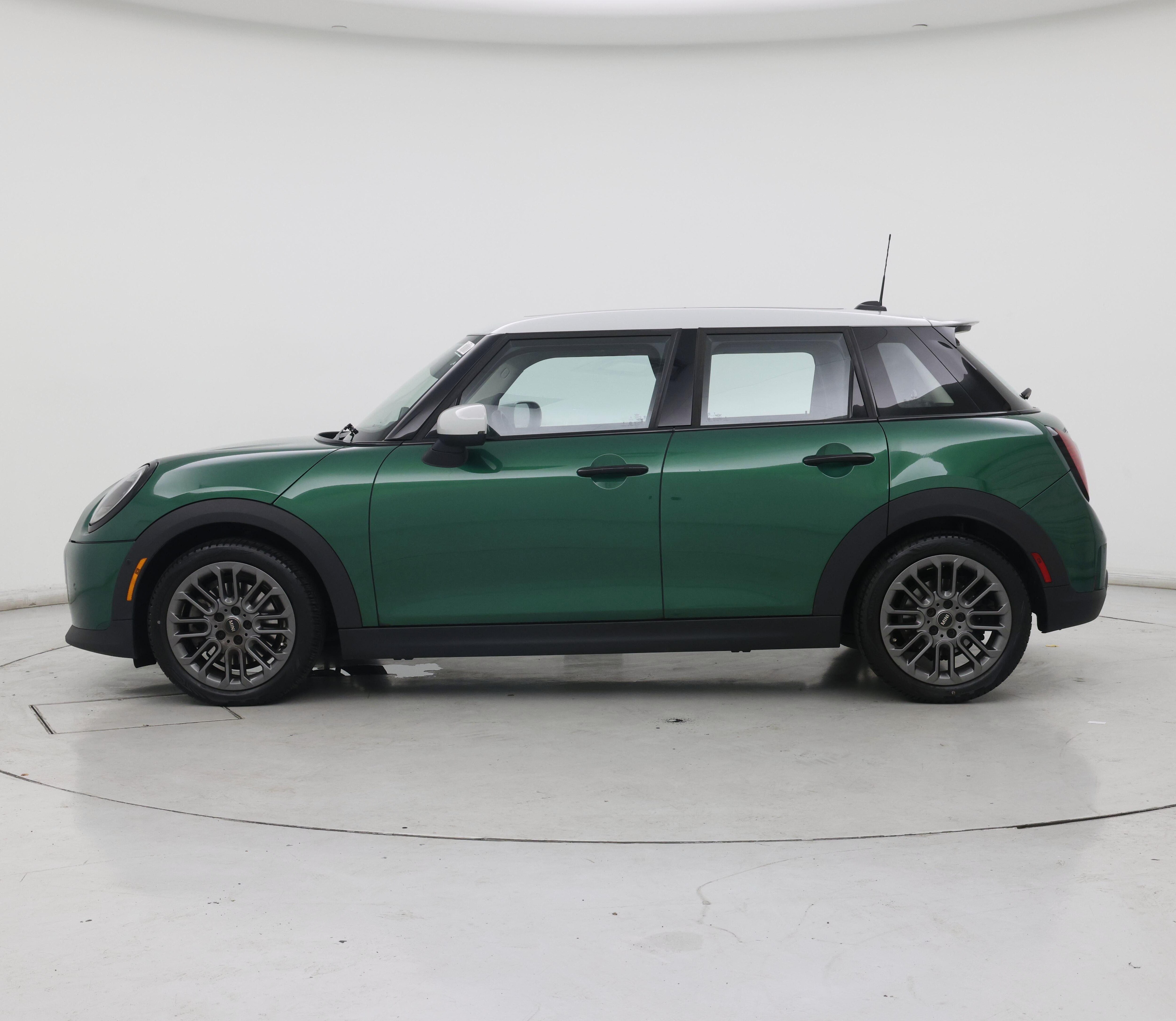 Thumbnail: 2025 MINI Cooper Hardtop - 3