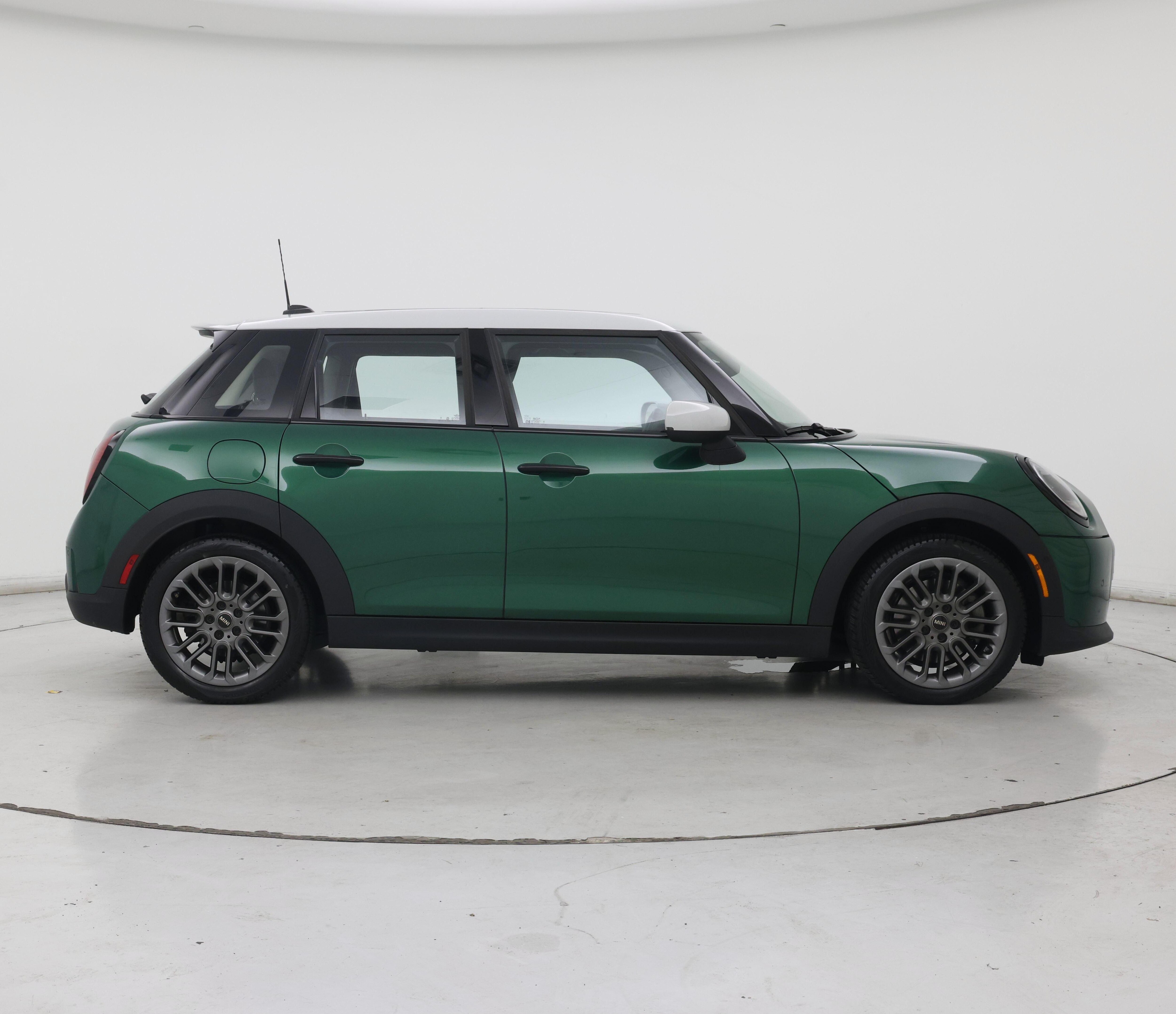 Thumbnail: 2025 MINI Cooper Hardtop - 7