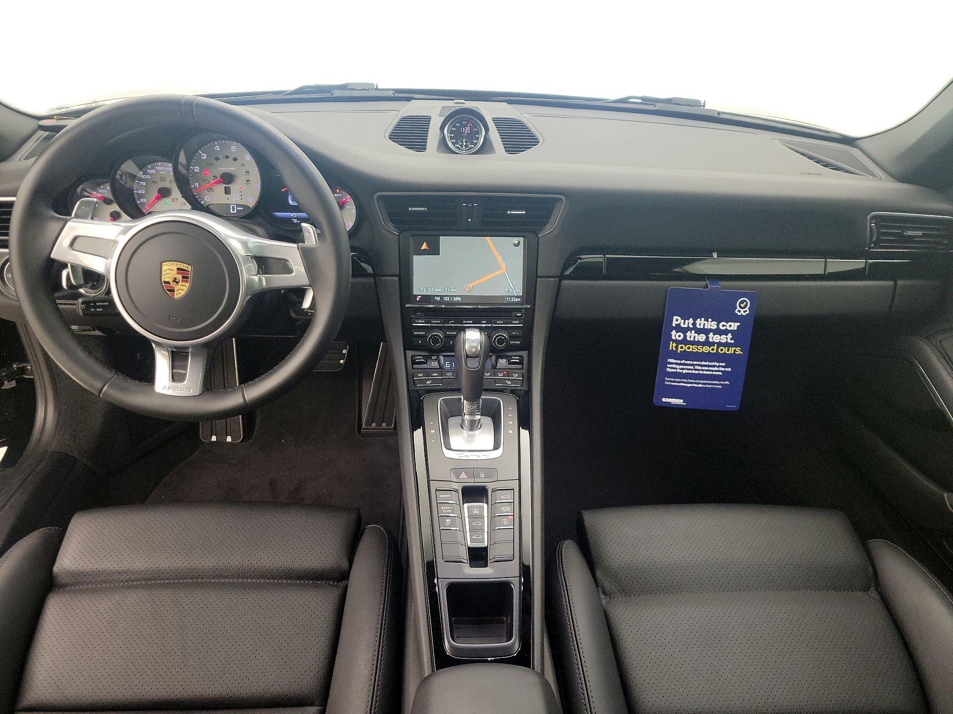 Thumbnail: 2016 Porsche 911 - 9