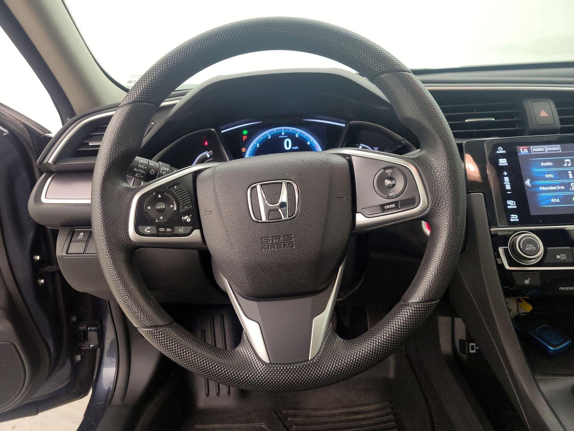 Thumbnail: 2016 Honda Civic - 10