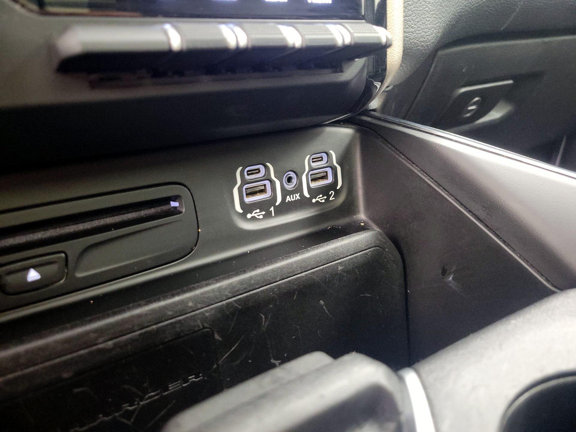 Thumbnail: 2019 RAM 1500 - 19