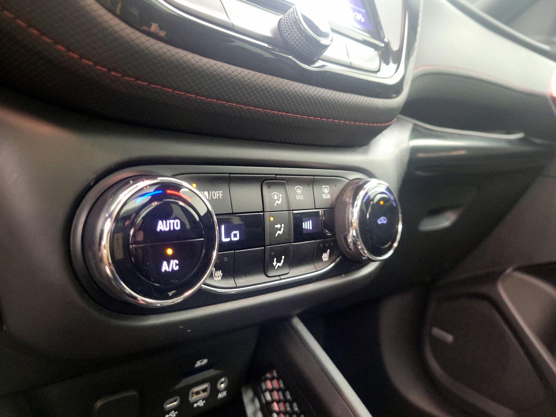 Thumbnail: 2021 Chevrolet TrailBlazer - 16
