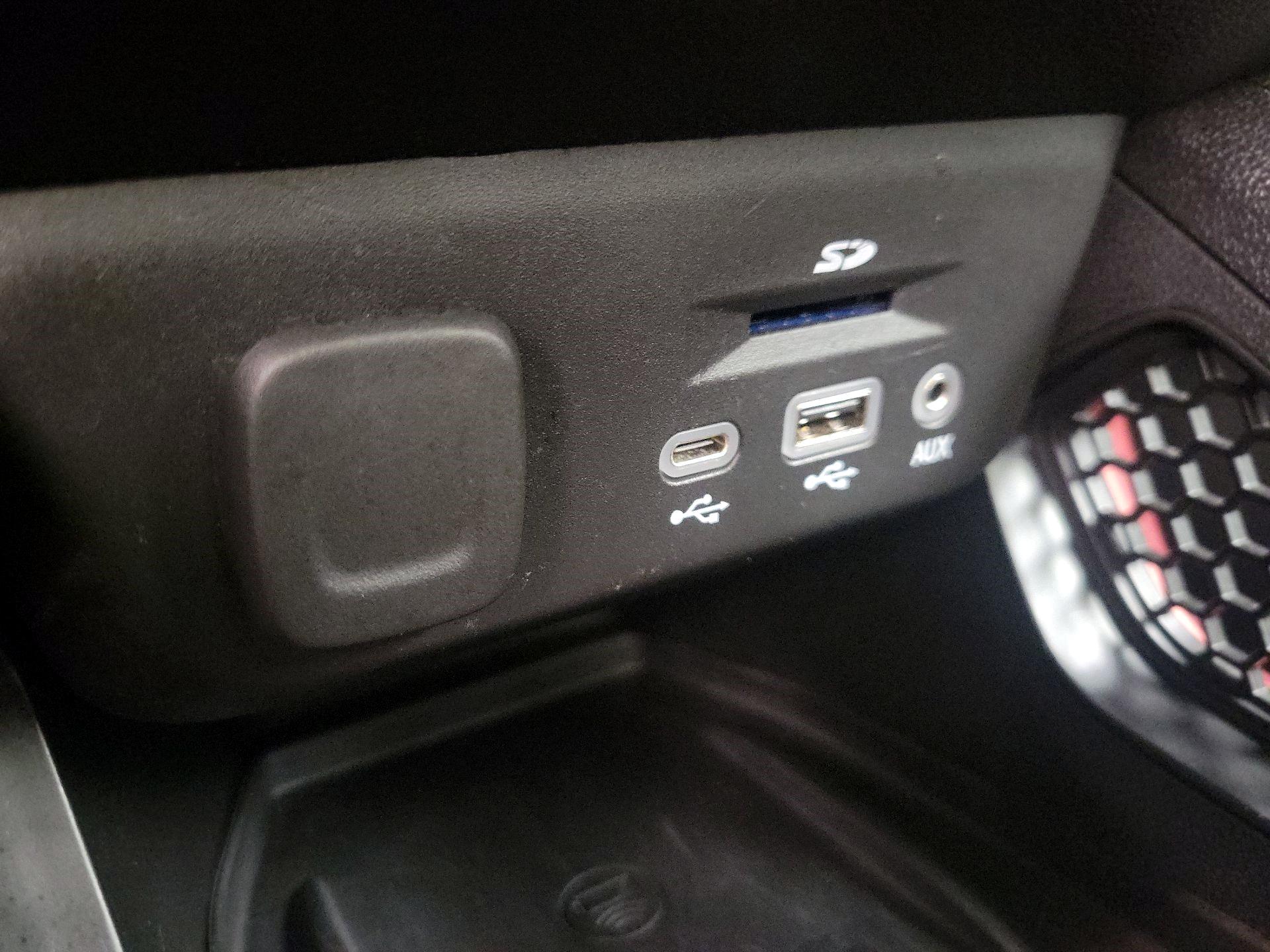Thumbnail: 2021 Chevrolet TrailBlazer - 18