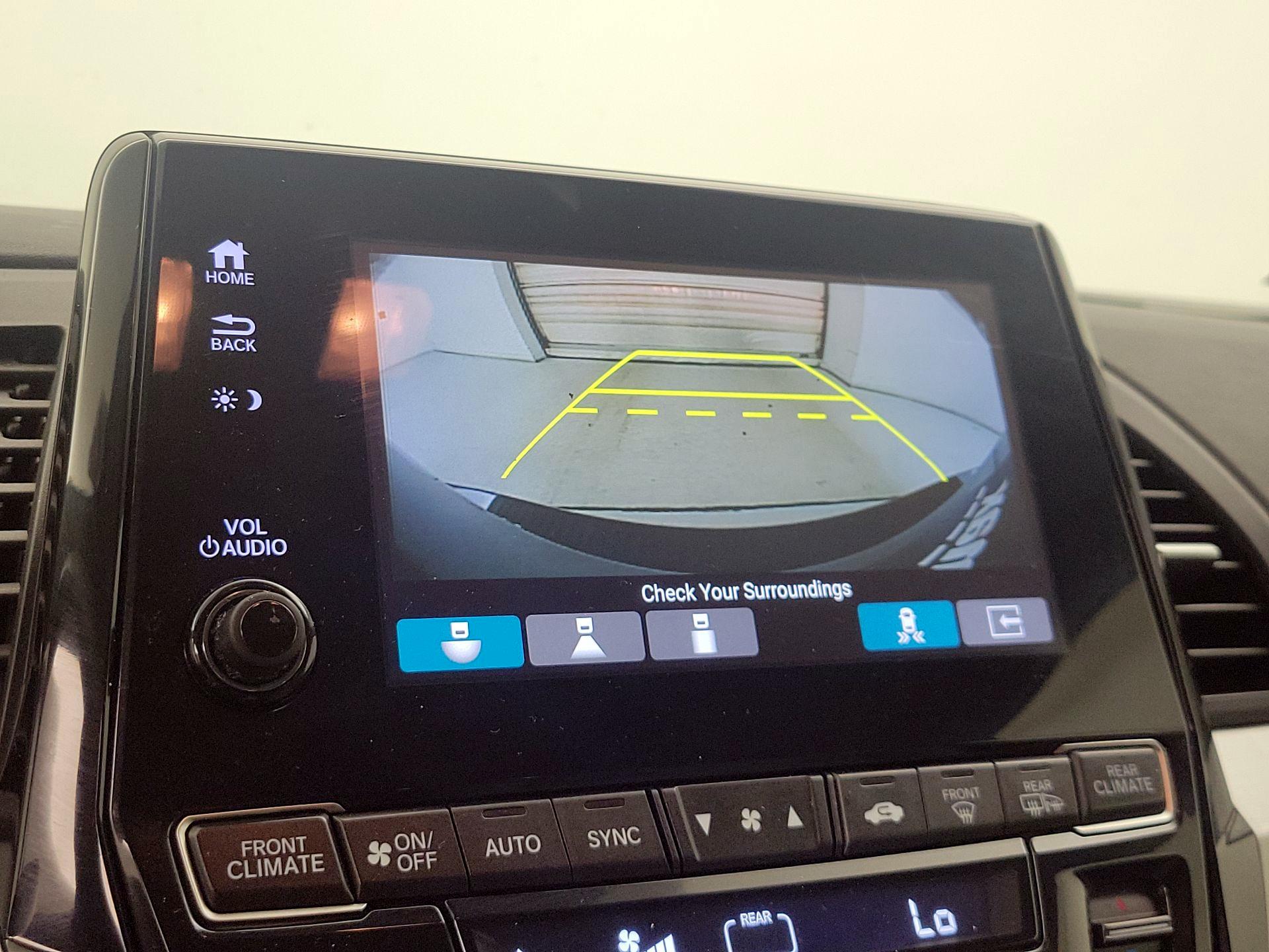 Thumbnail: 2018 Honda Odyssey - 15