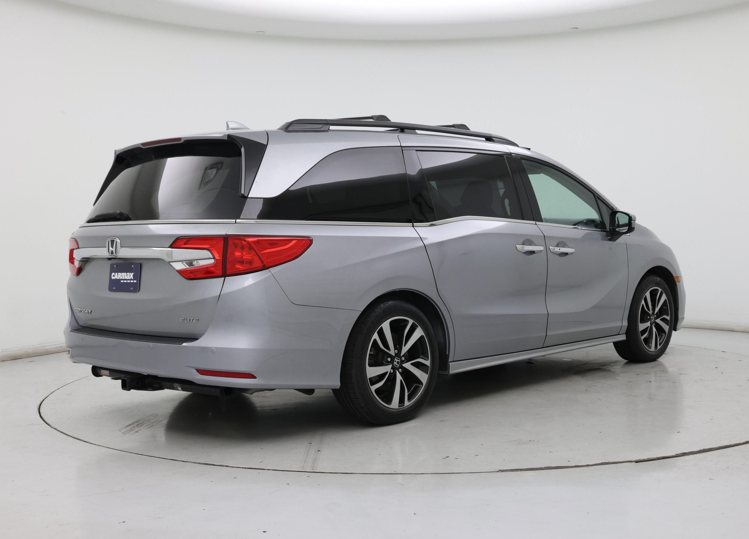 Thumbnail: 2018 Honda Odyssey - 8