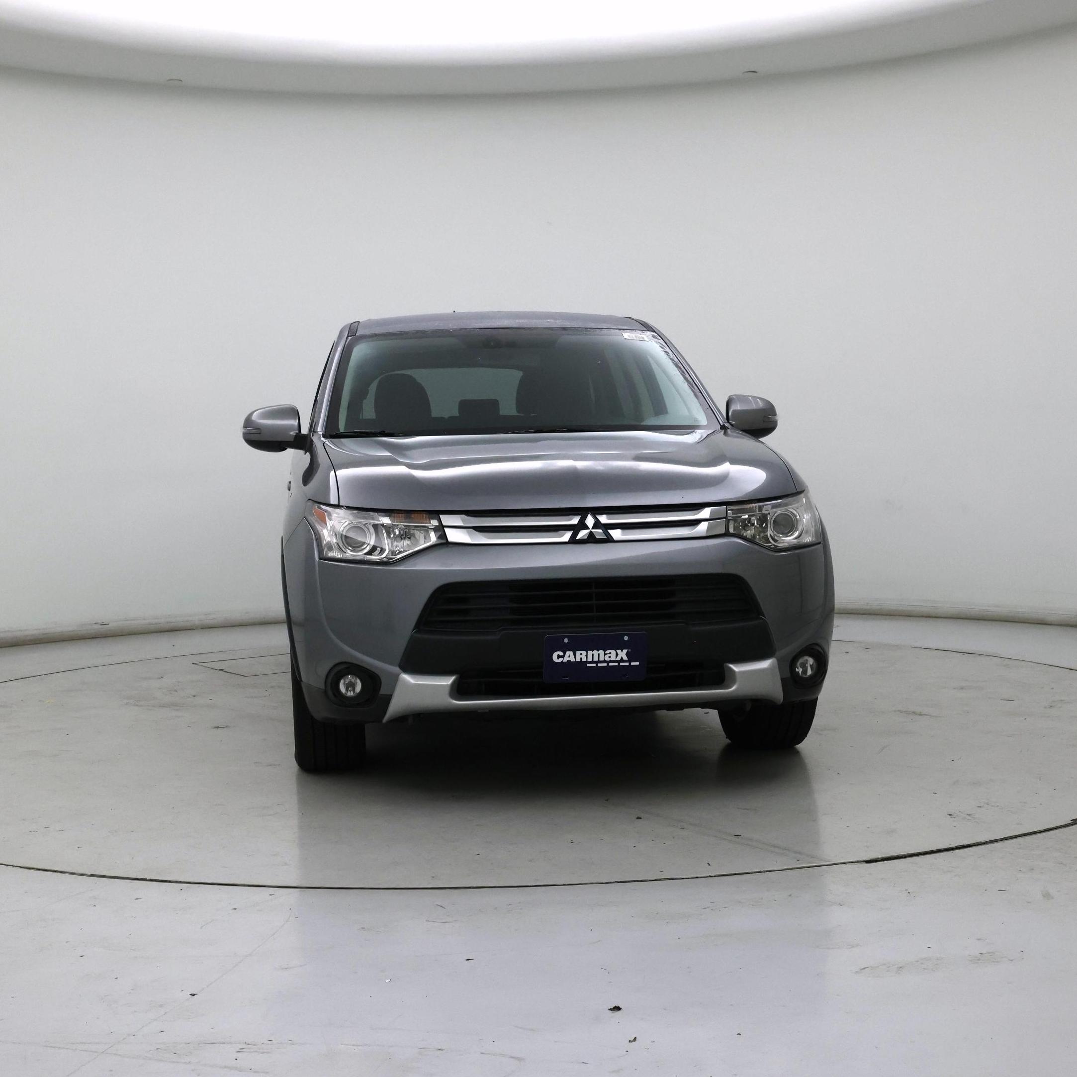 Thumbnail: 2015 Mitsubishi Outlander - 5