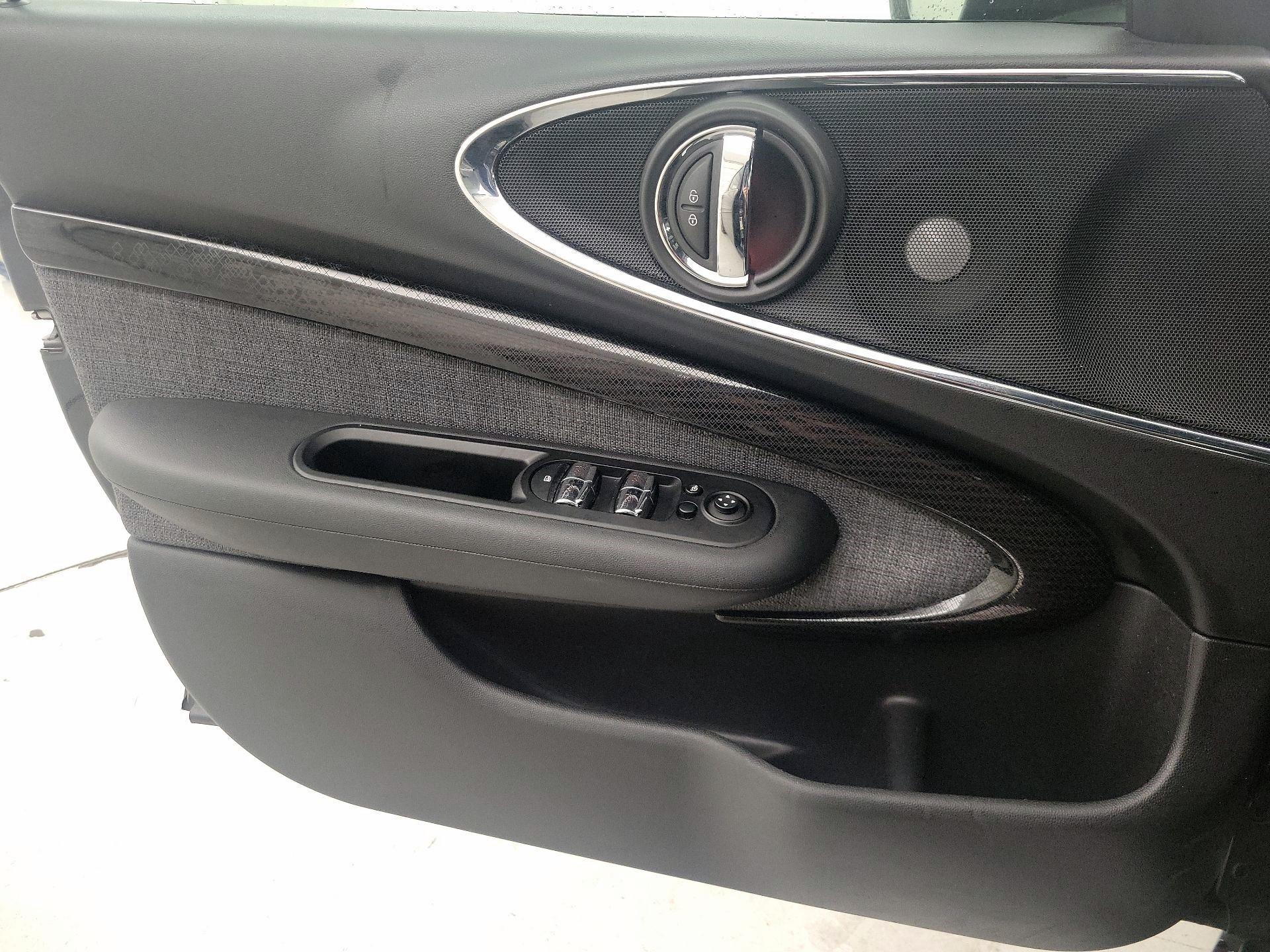 Thumbnail: 2020 MINI Cooper Clubman - 12