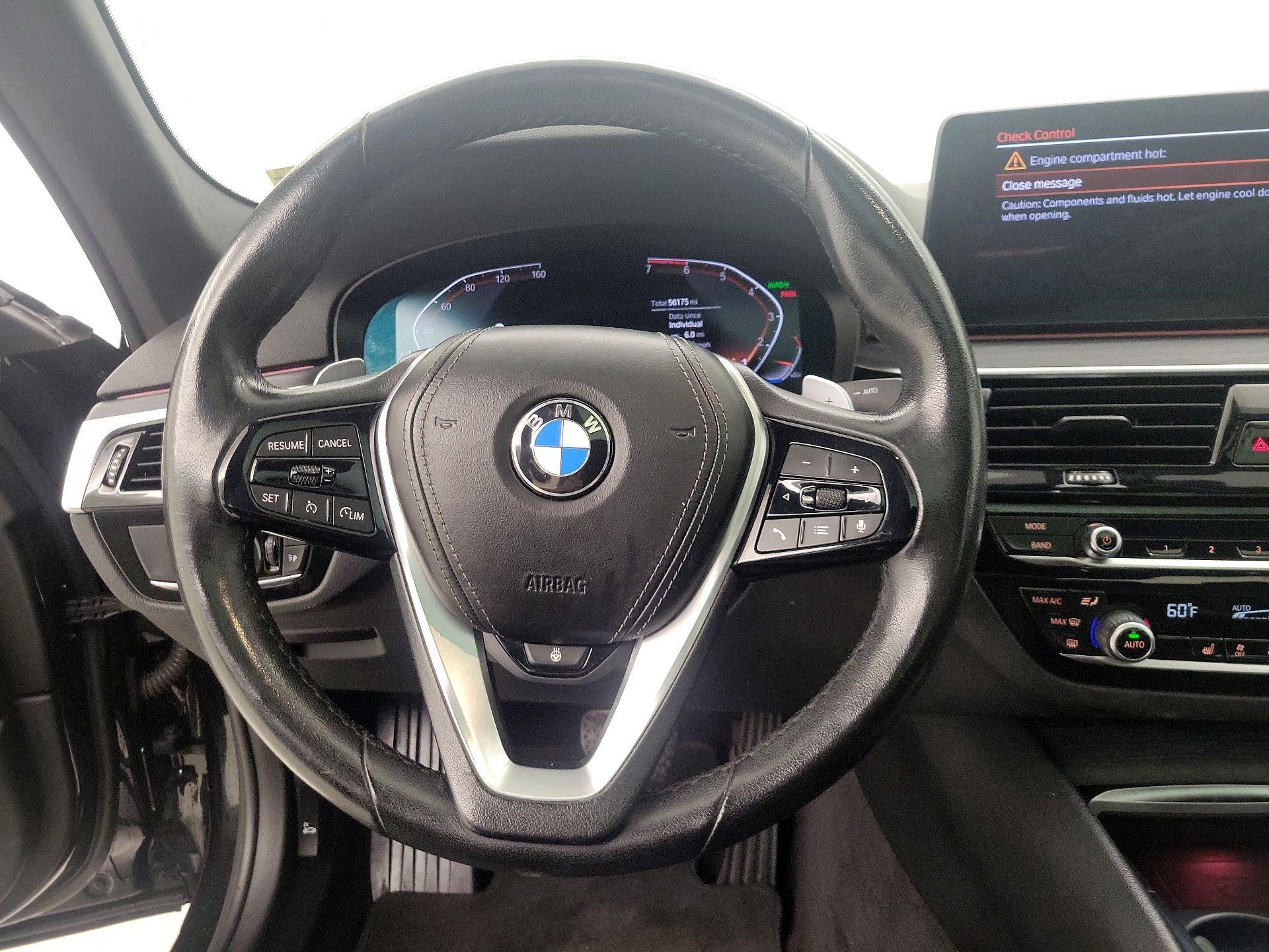 Thumbnail: 2021 BMW 5 Series - 10