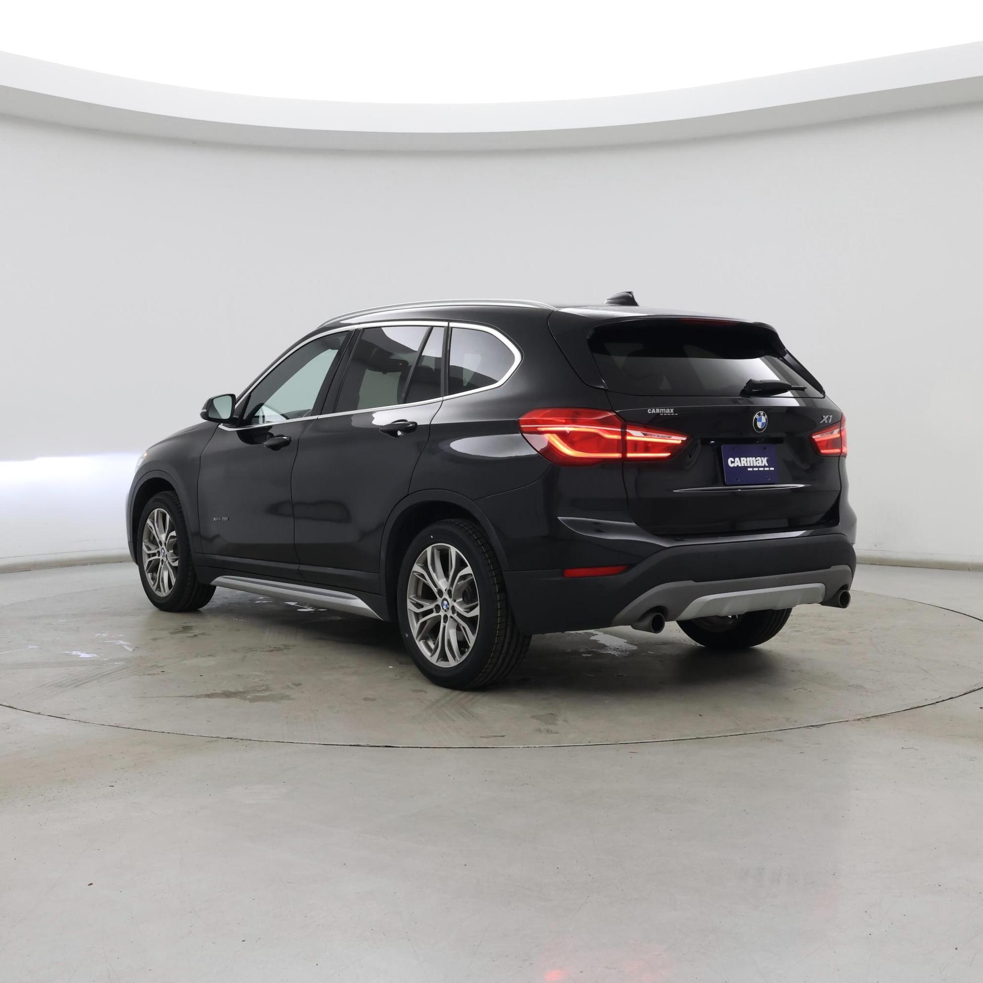 Thumbnail: 2017 BMW X1 - 2