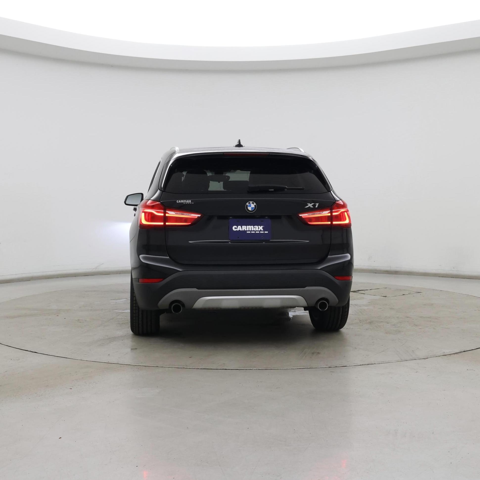 Thumbnail: 2017 BMW X1 - 6