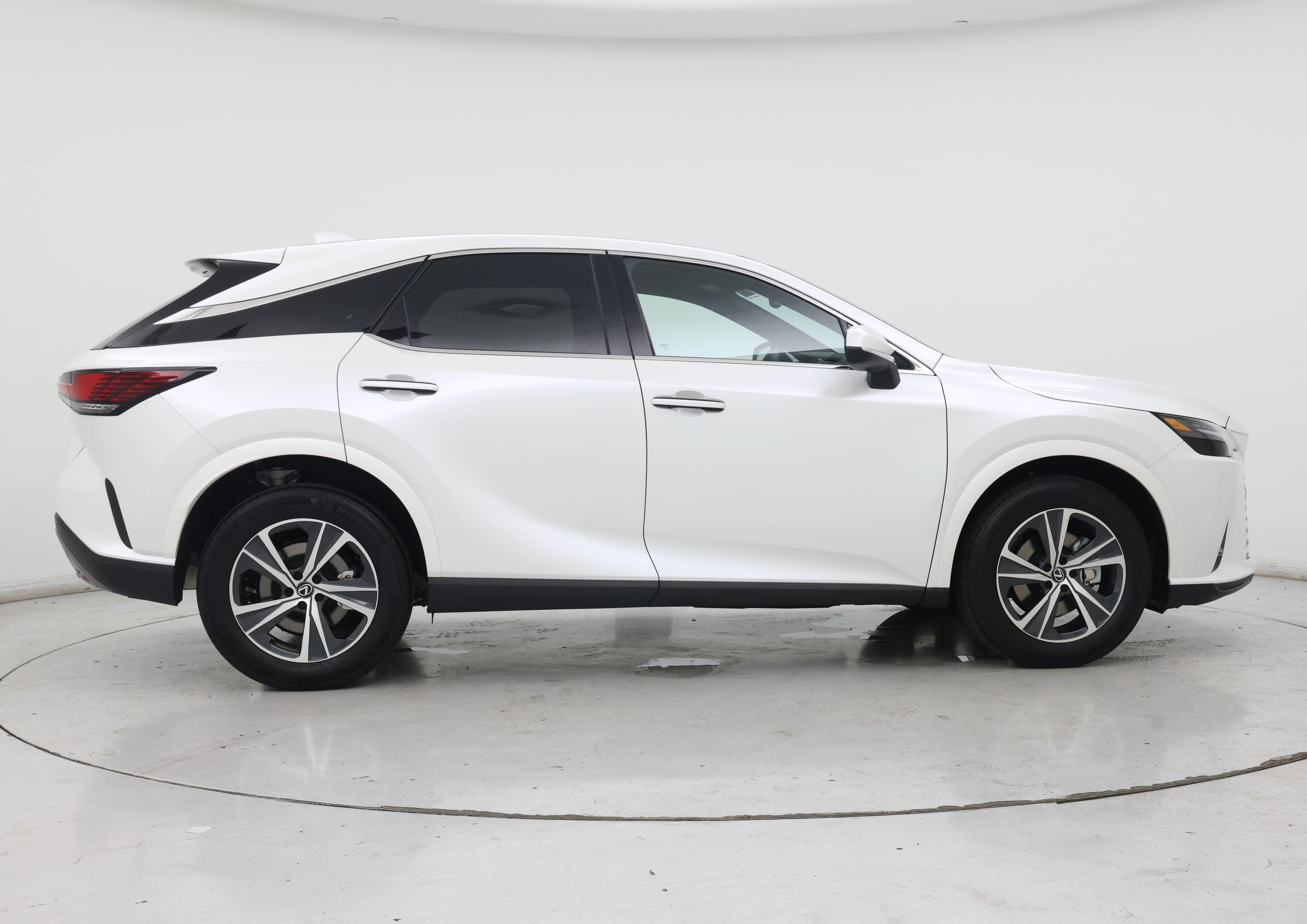 Thumbnail: 2025 Lexus RX - 7