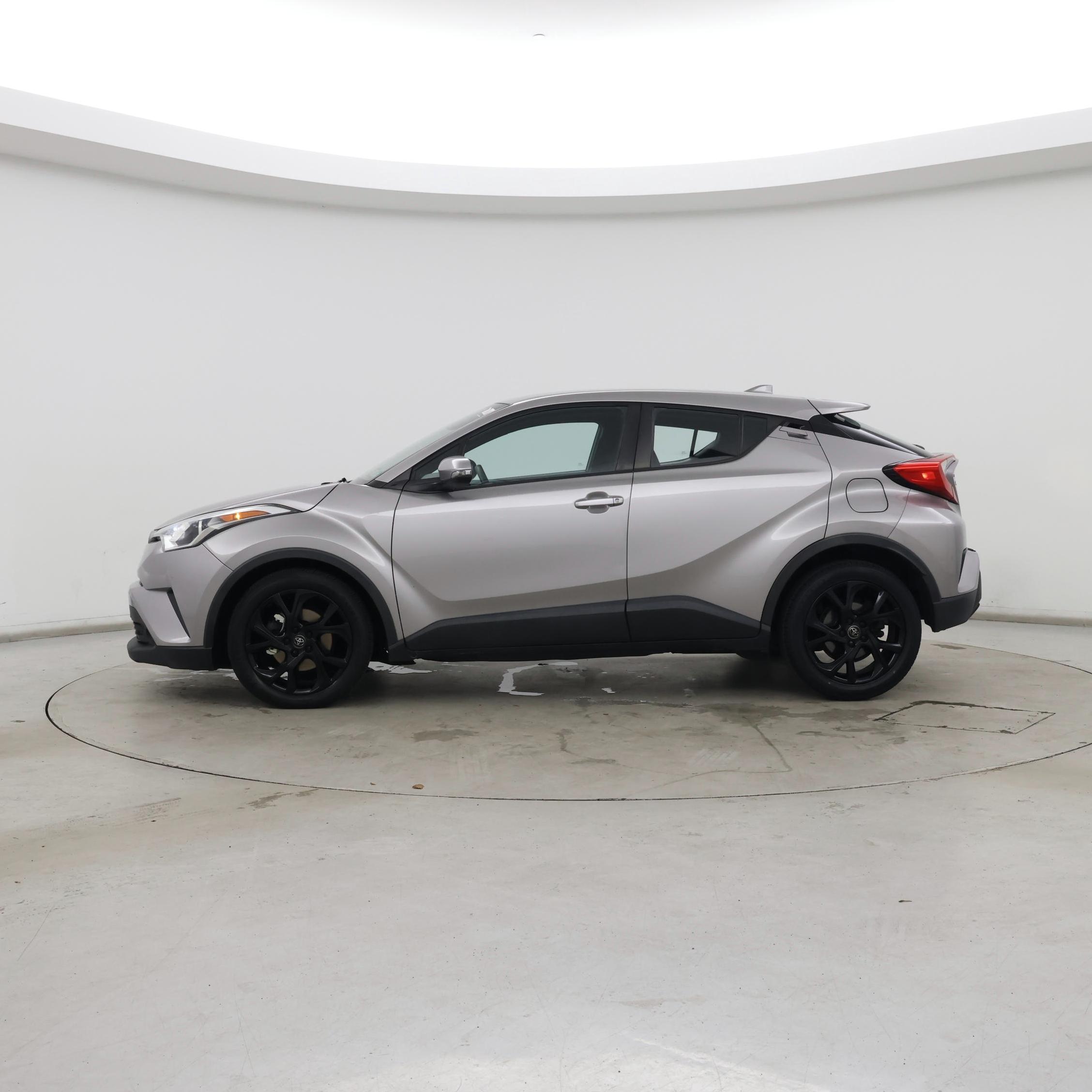 Thumbnail: 2018 Toyota C-HR - 3