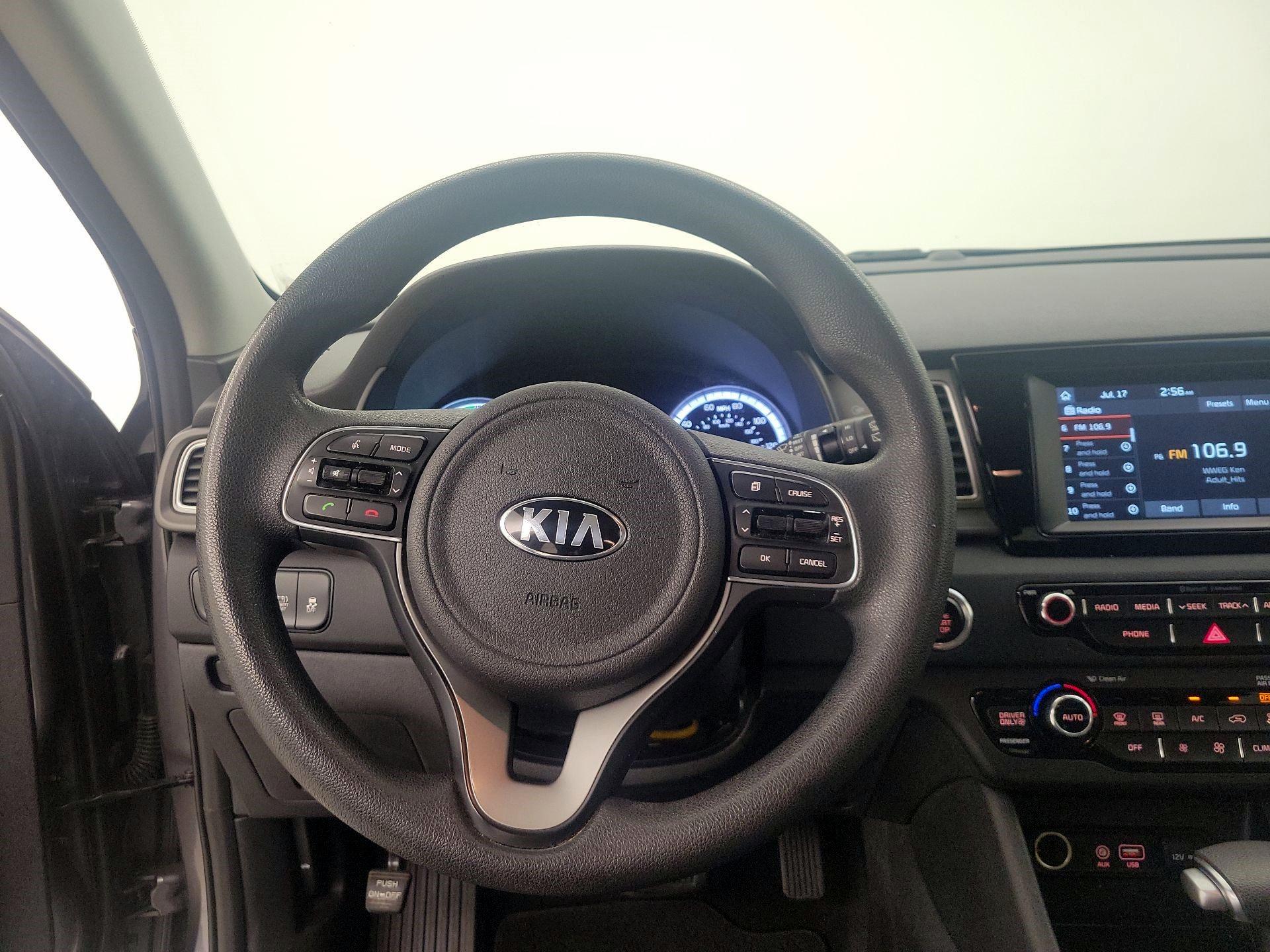 Thumbnail: 2018 Kia Niro - 10