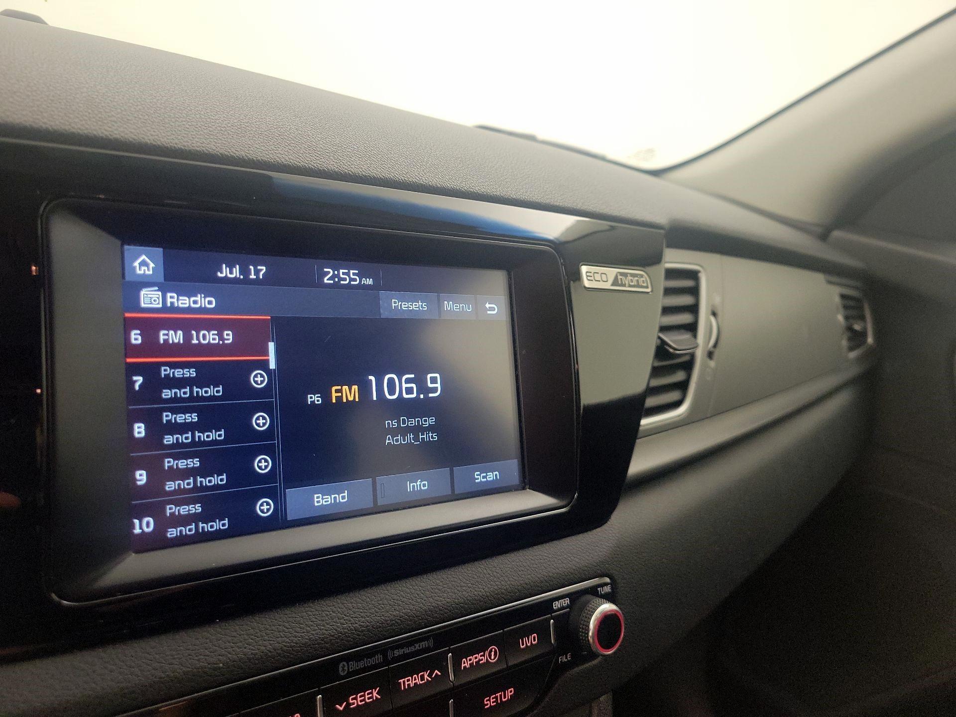 Thumbnail: 2018 Kia Niro - 15