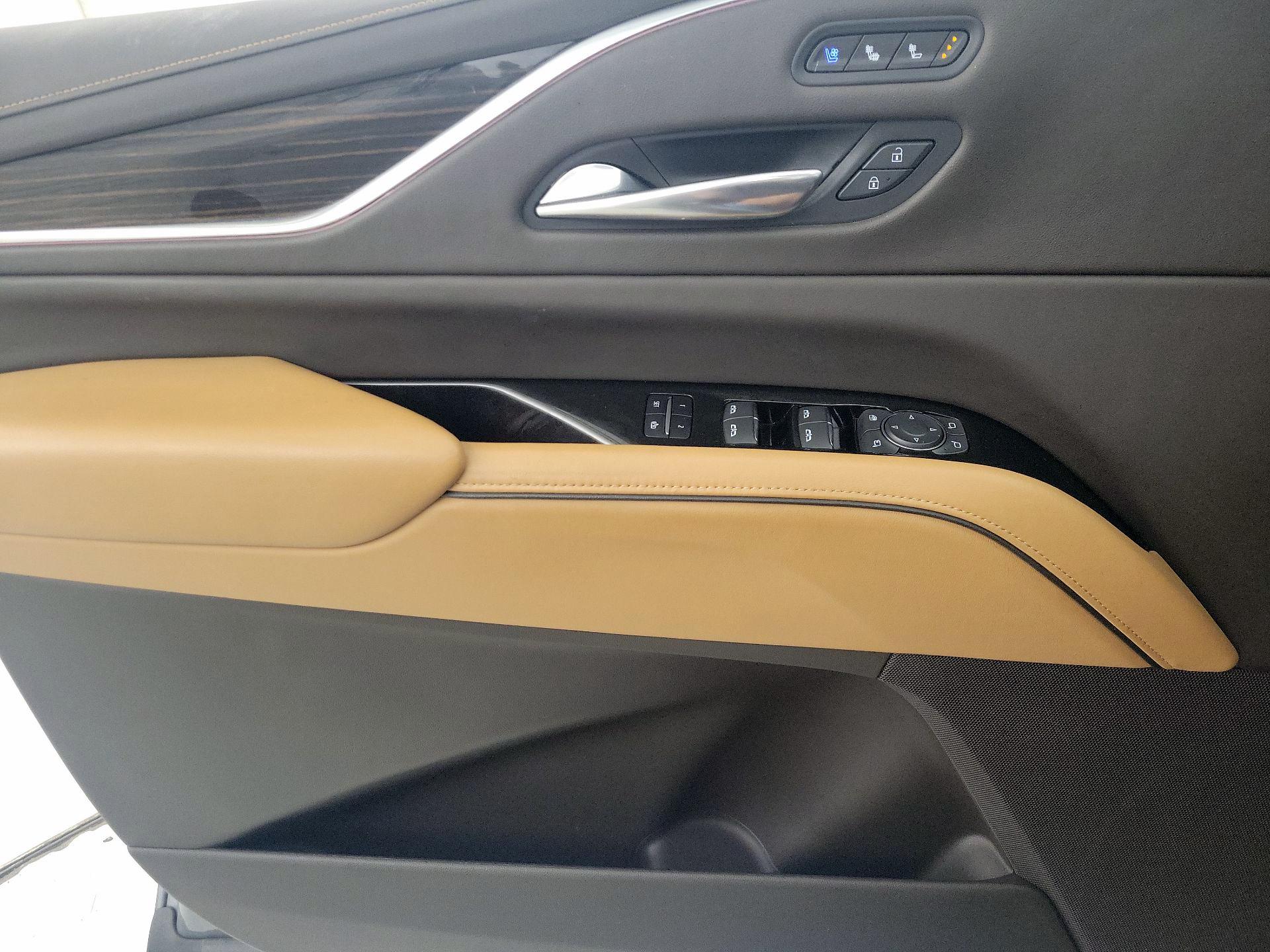 Thumbnail: 2022 Cadillac Escalade - 12