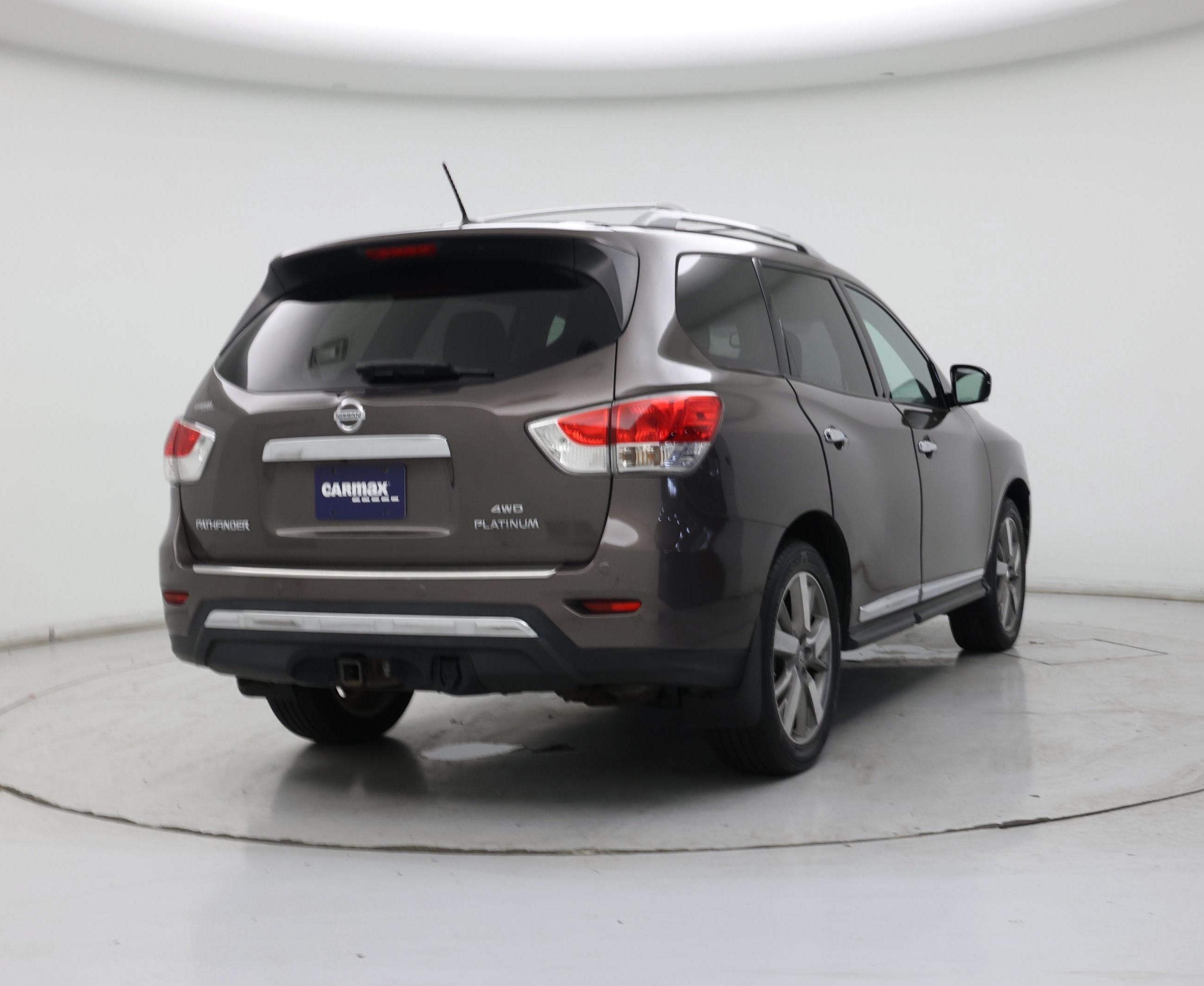 Thumbnail: 2015 Nissan Pathfinder - 8