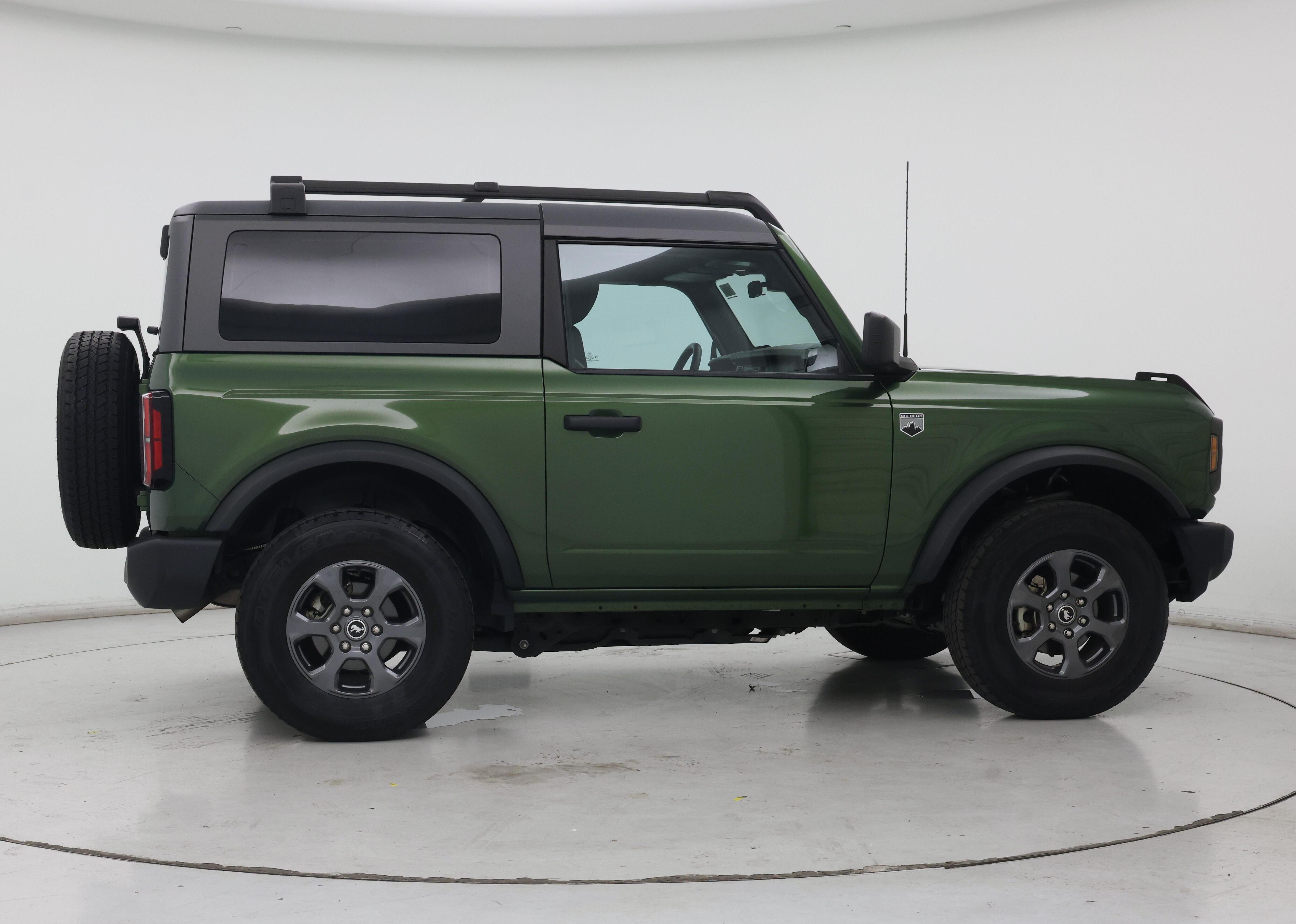 Thumbnail: 2022 Ford Bronco - 7
