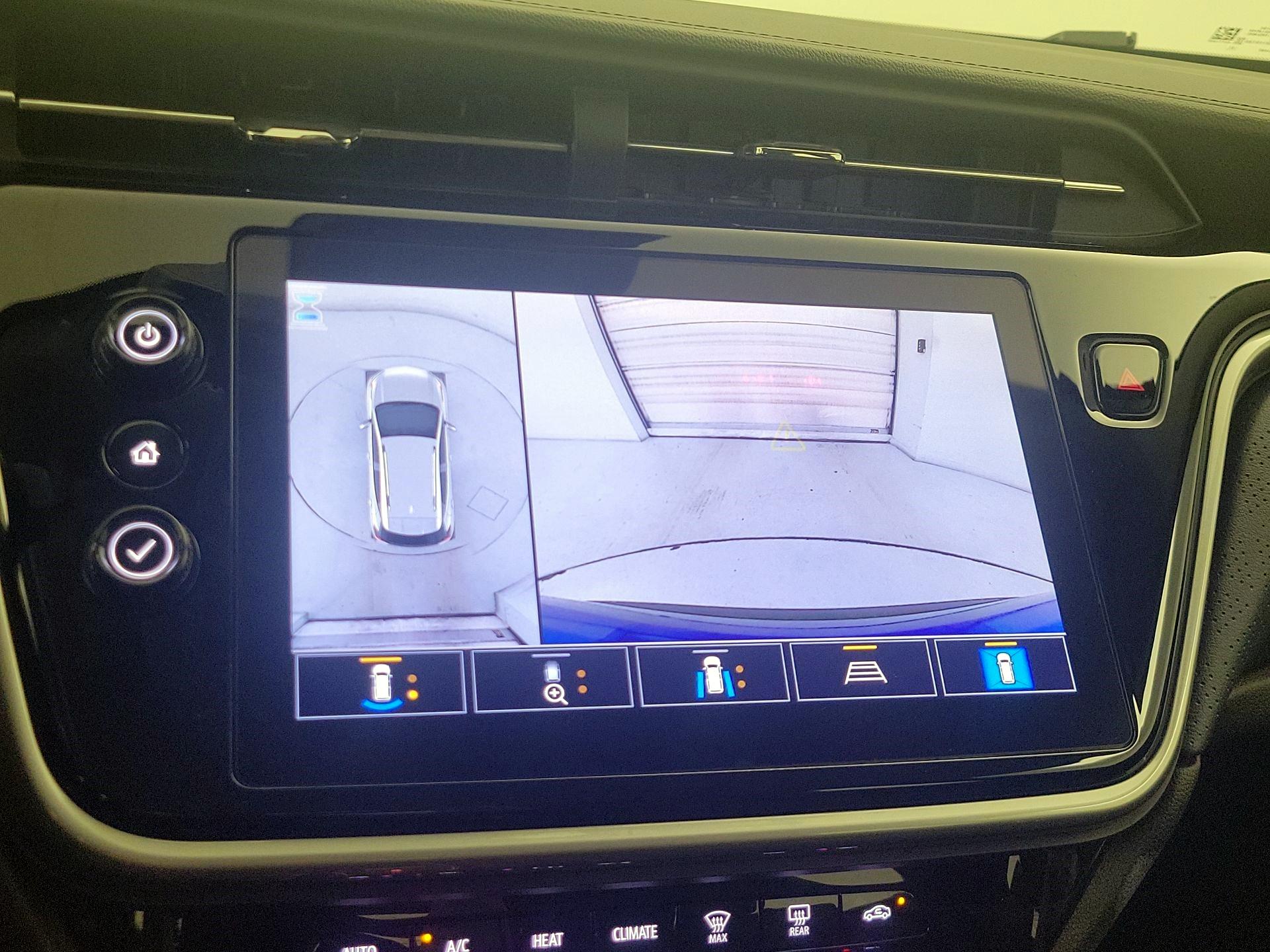 Thumbnail: 2022 Chevrolet Bolt EUV - 15