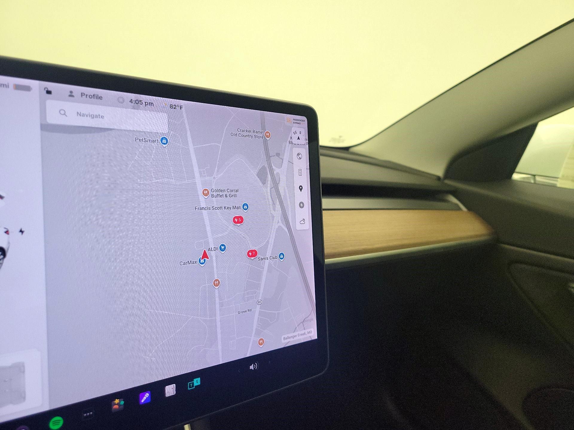 Thumbnail: 2020 Tesla Model 3 - 13