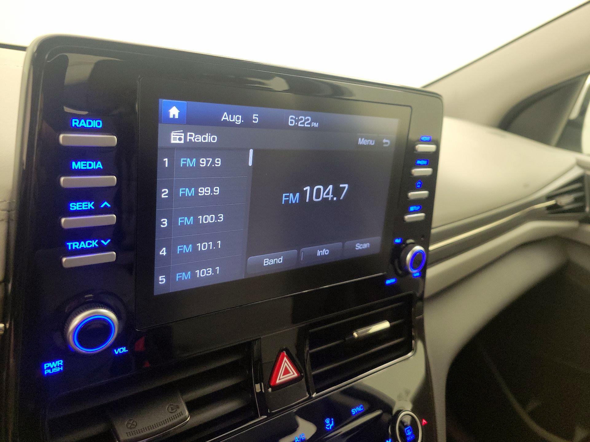 Thumbnail: 2020 Hyundai Ioniq - 15