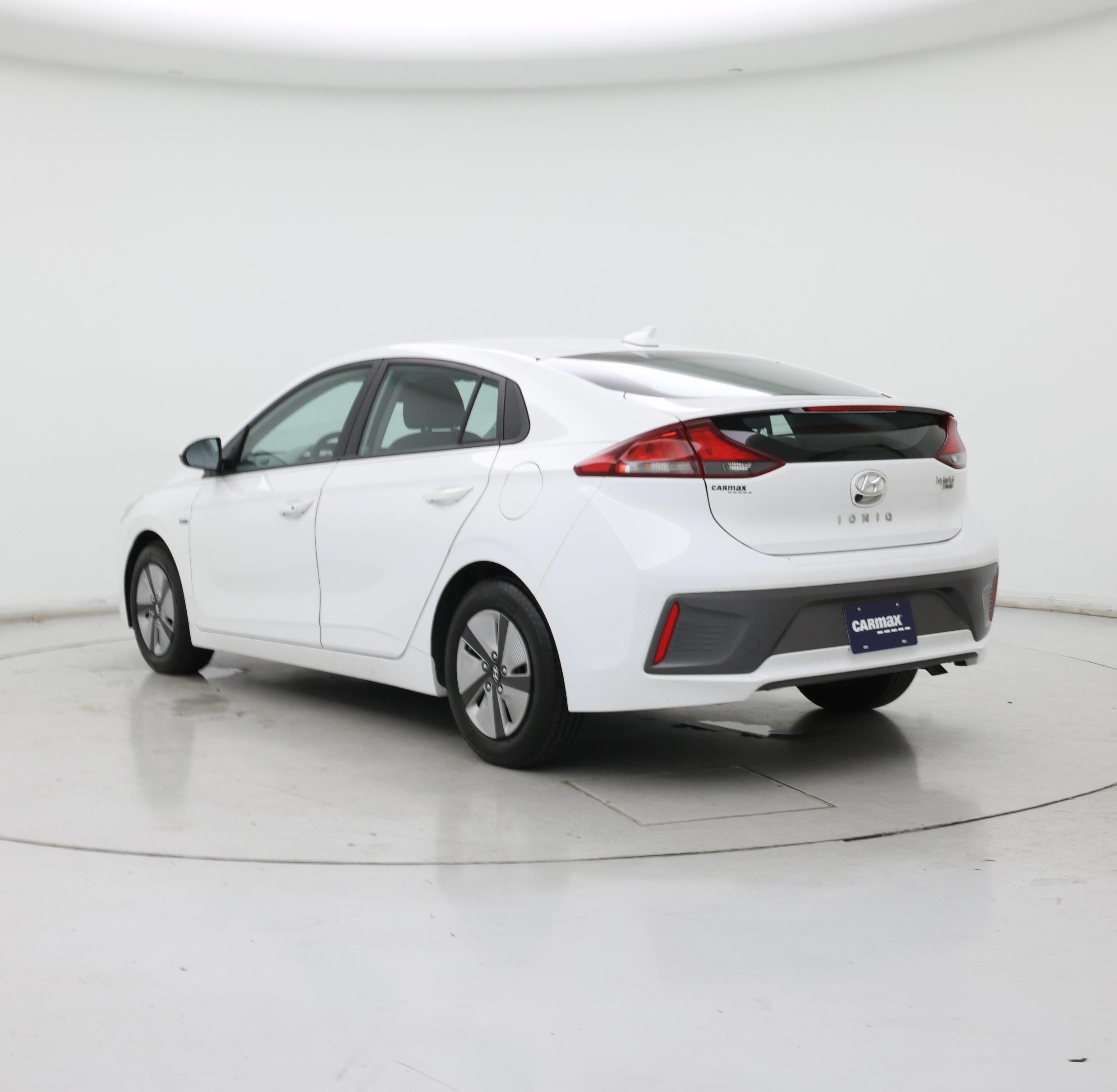 Thumbnail: 2020 Hyundai Ioniq - 2
