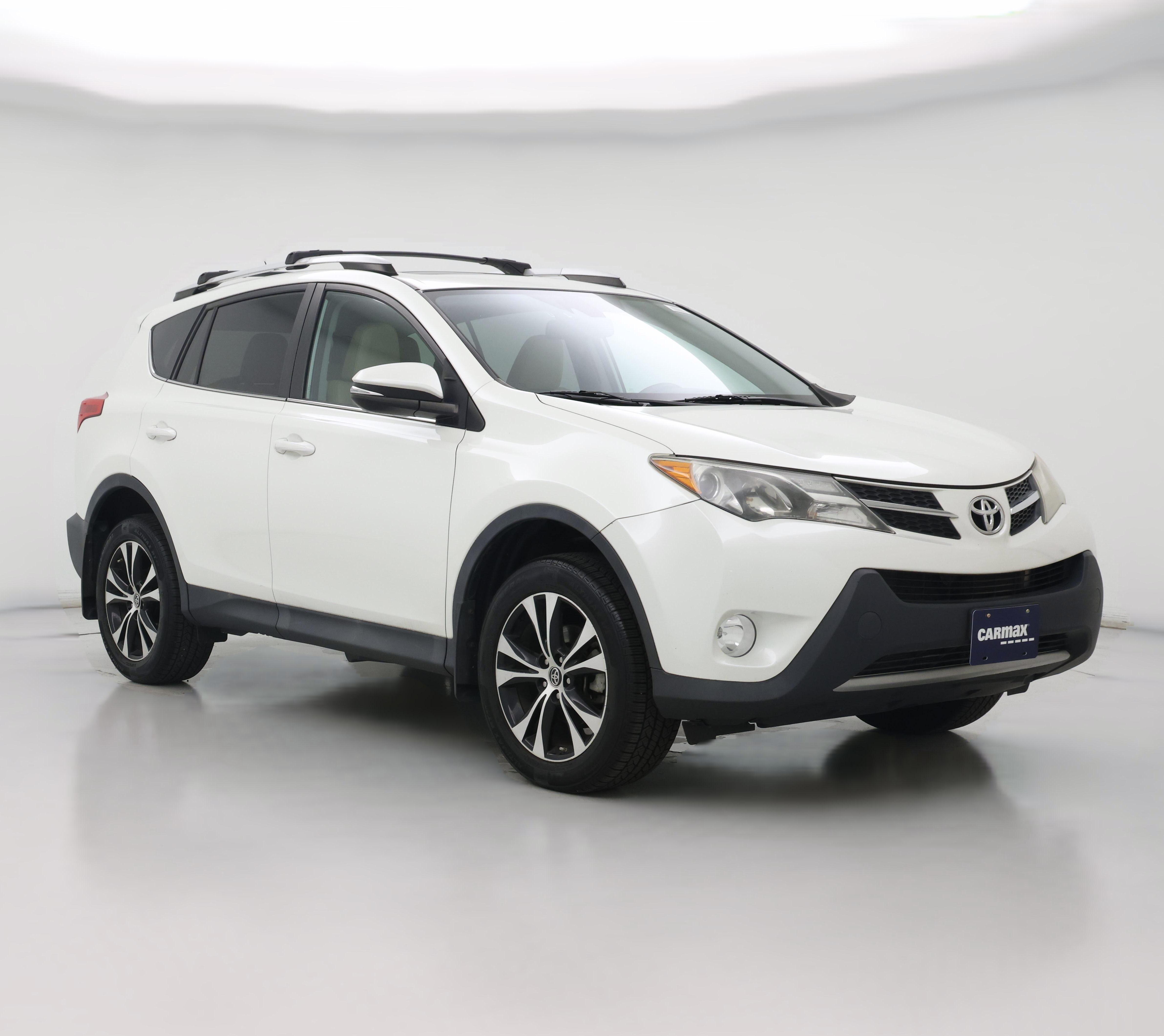 Thumbnail: 2015 Toyota RAV4 - 1