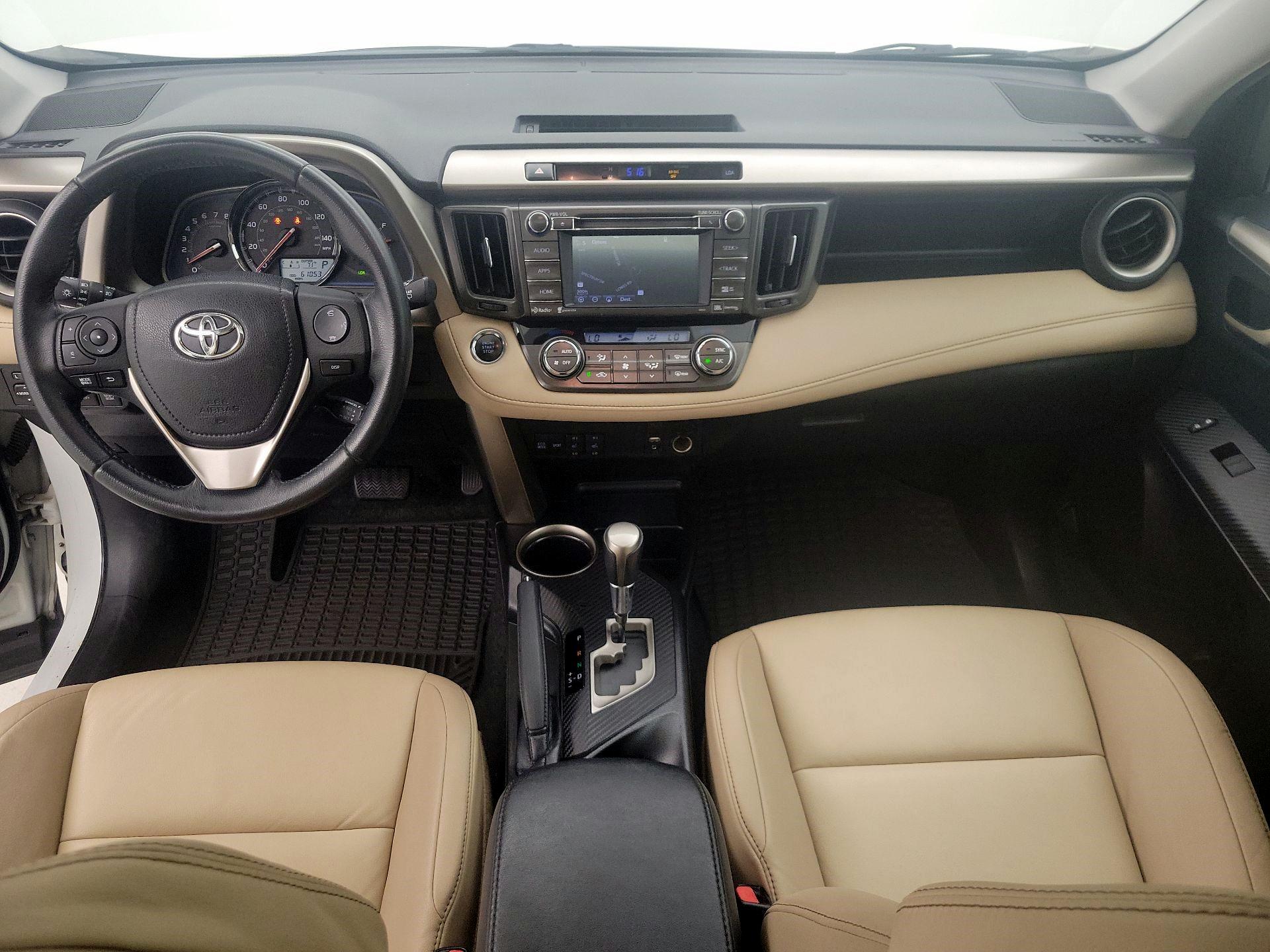 Thumbnail: 2015 Toyota RAV4 - 9