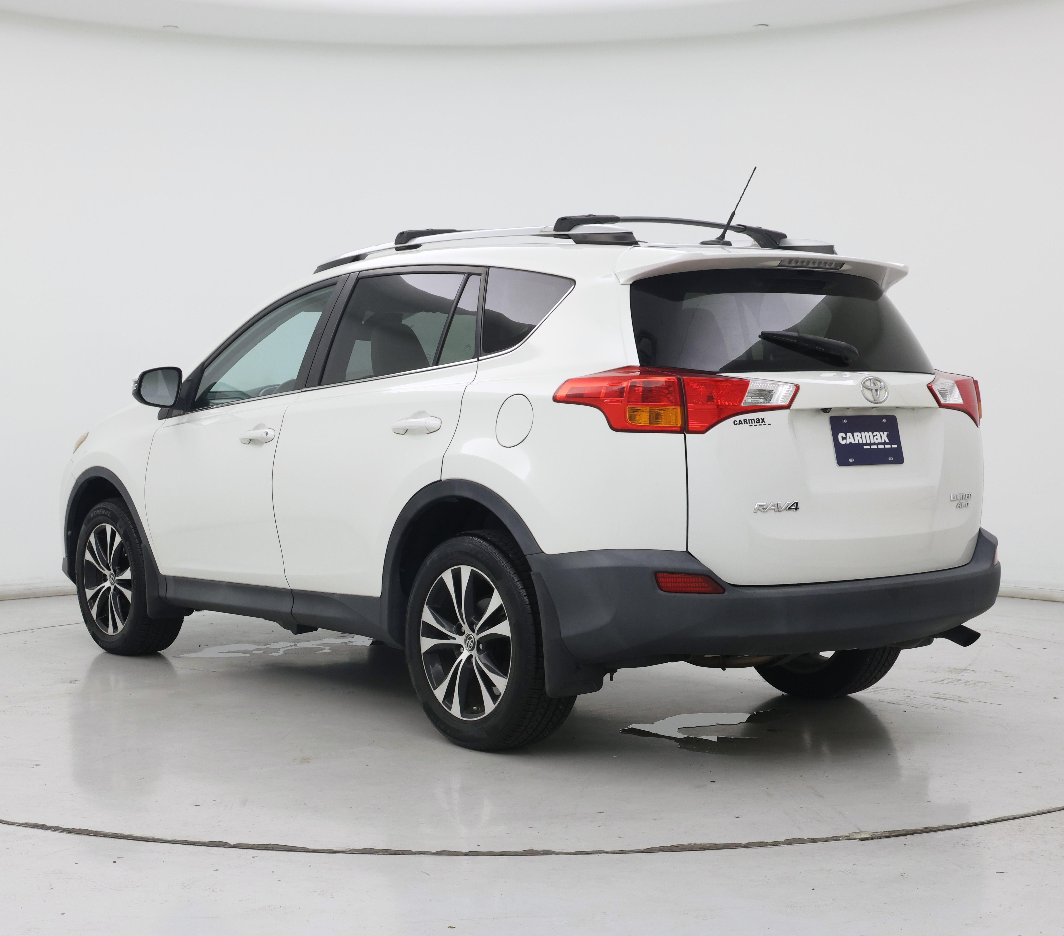 Thumbnail: 2015 Toyota RAV4 - 2