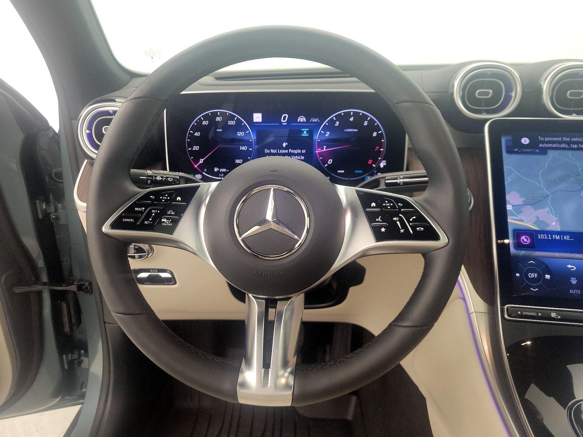 Thumbnail: 2025 Mercedes-Benz GLC - 10