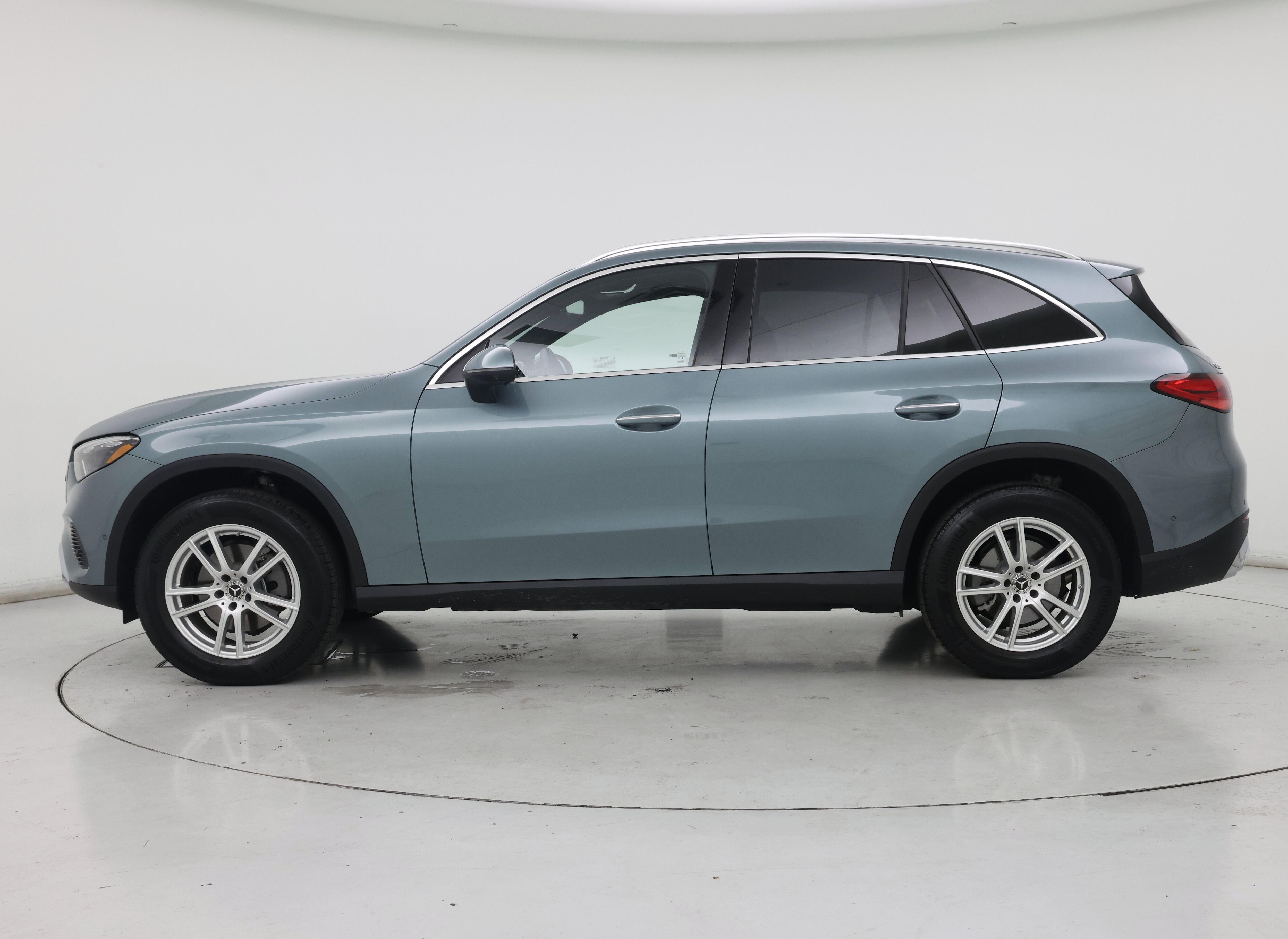 Thumbnail: 2025 Mercedes-Benz GLC - 3