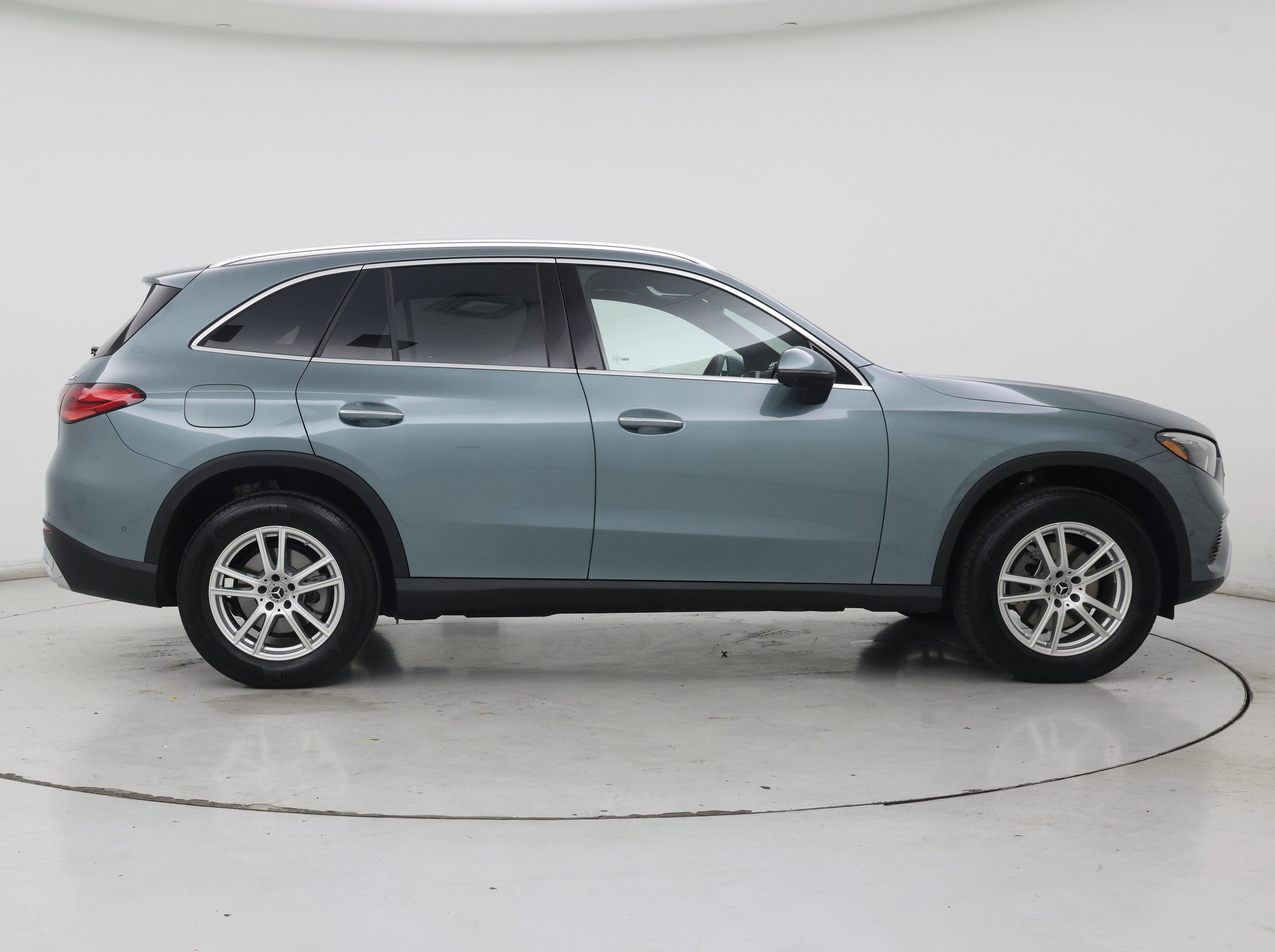 Thumbnail: 2025 Mercedes-Benz GLC - 7