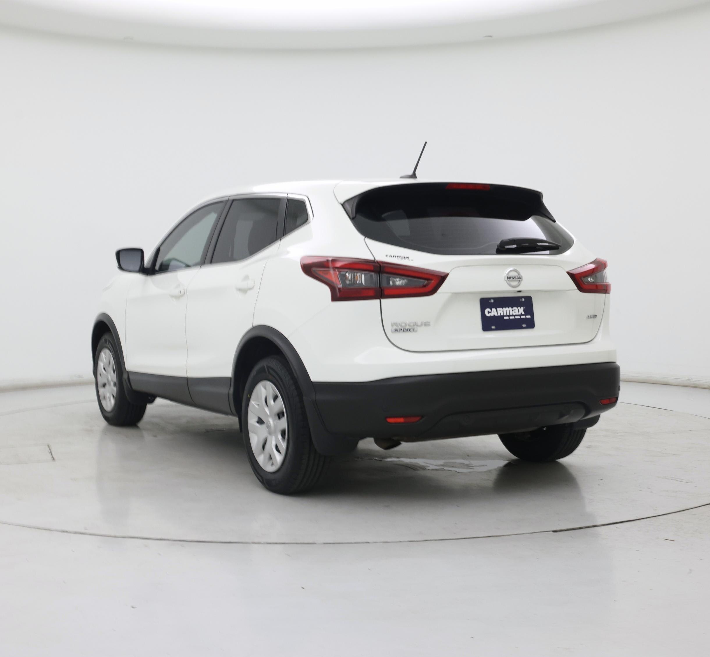 Thumbnail: 2020 Nissan Rogue Sport - 2