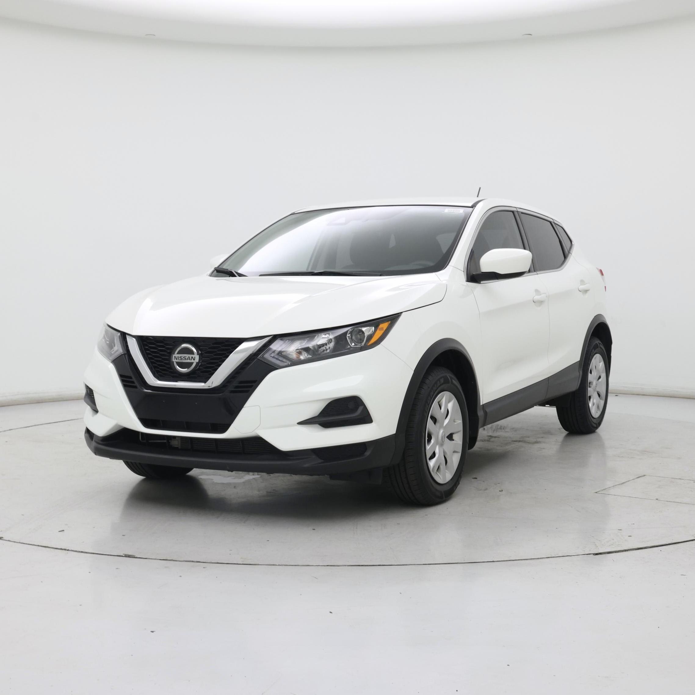 Thumbnail: 2020 Nissan Rogue Sport - 4