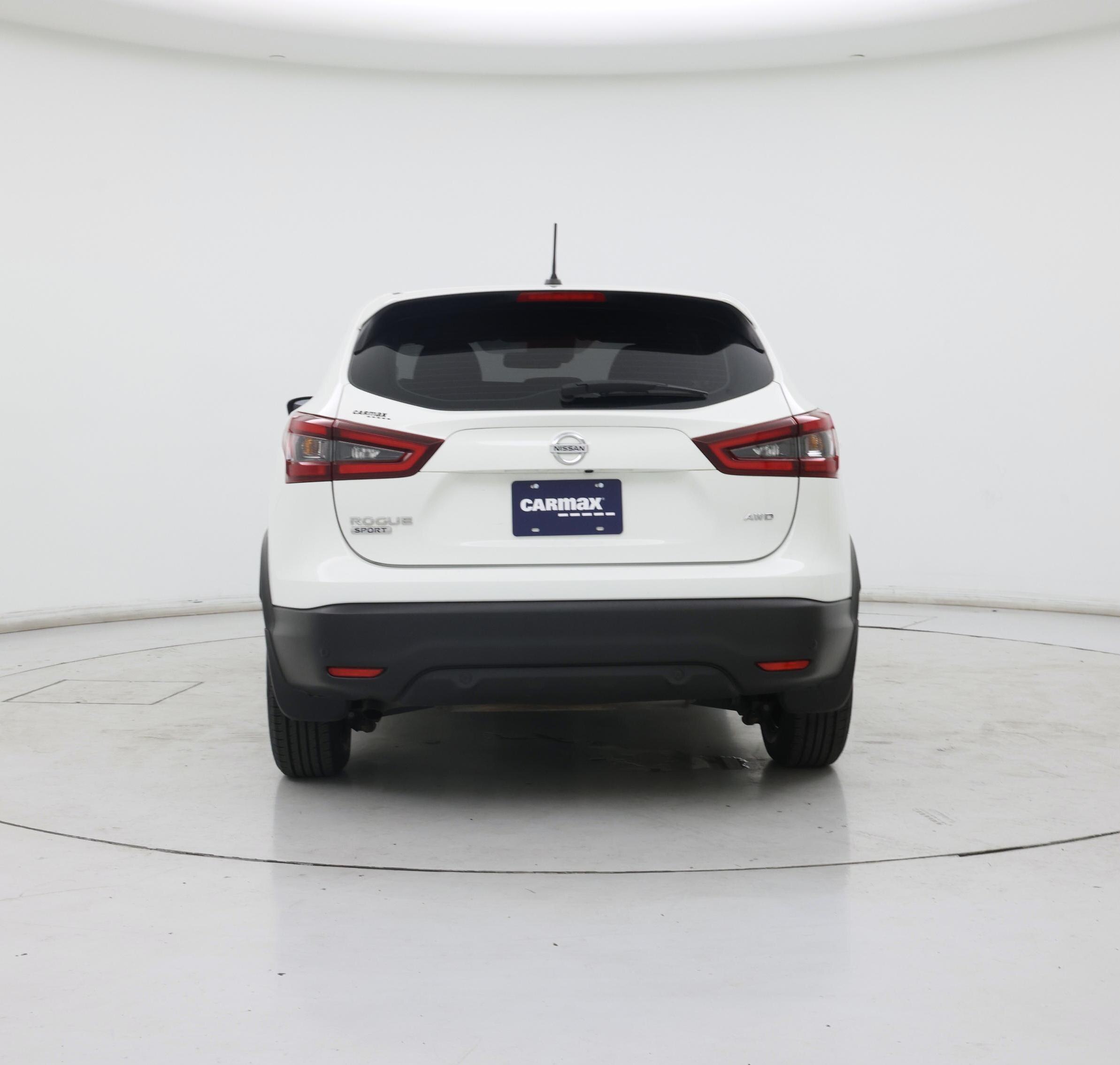 Thumbnail: 2020 Nissan Rogue Sport - 6