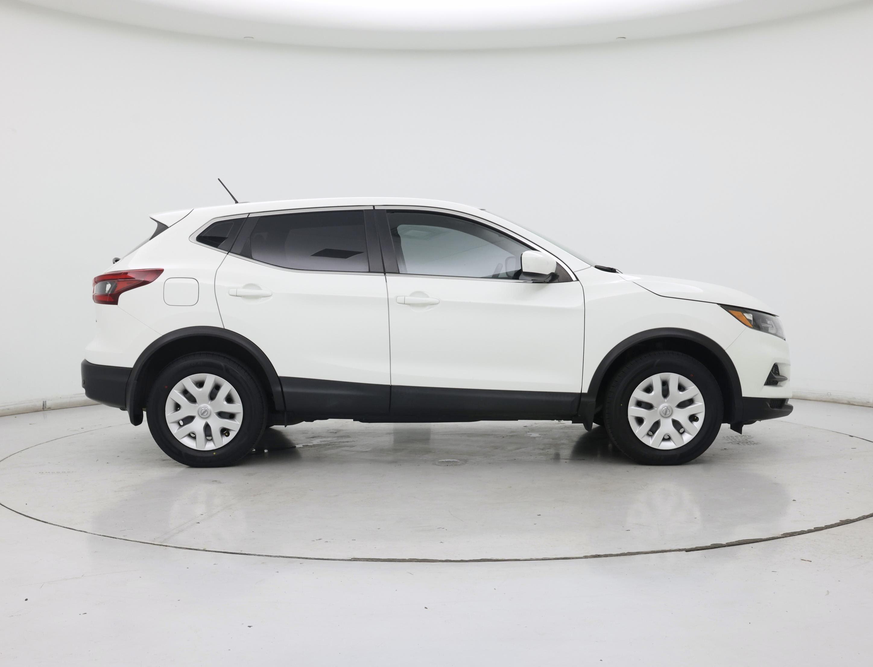Thumbnail: 2020 Nissan Rogue Sport - 7