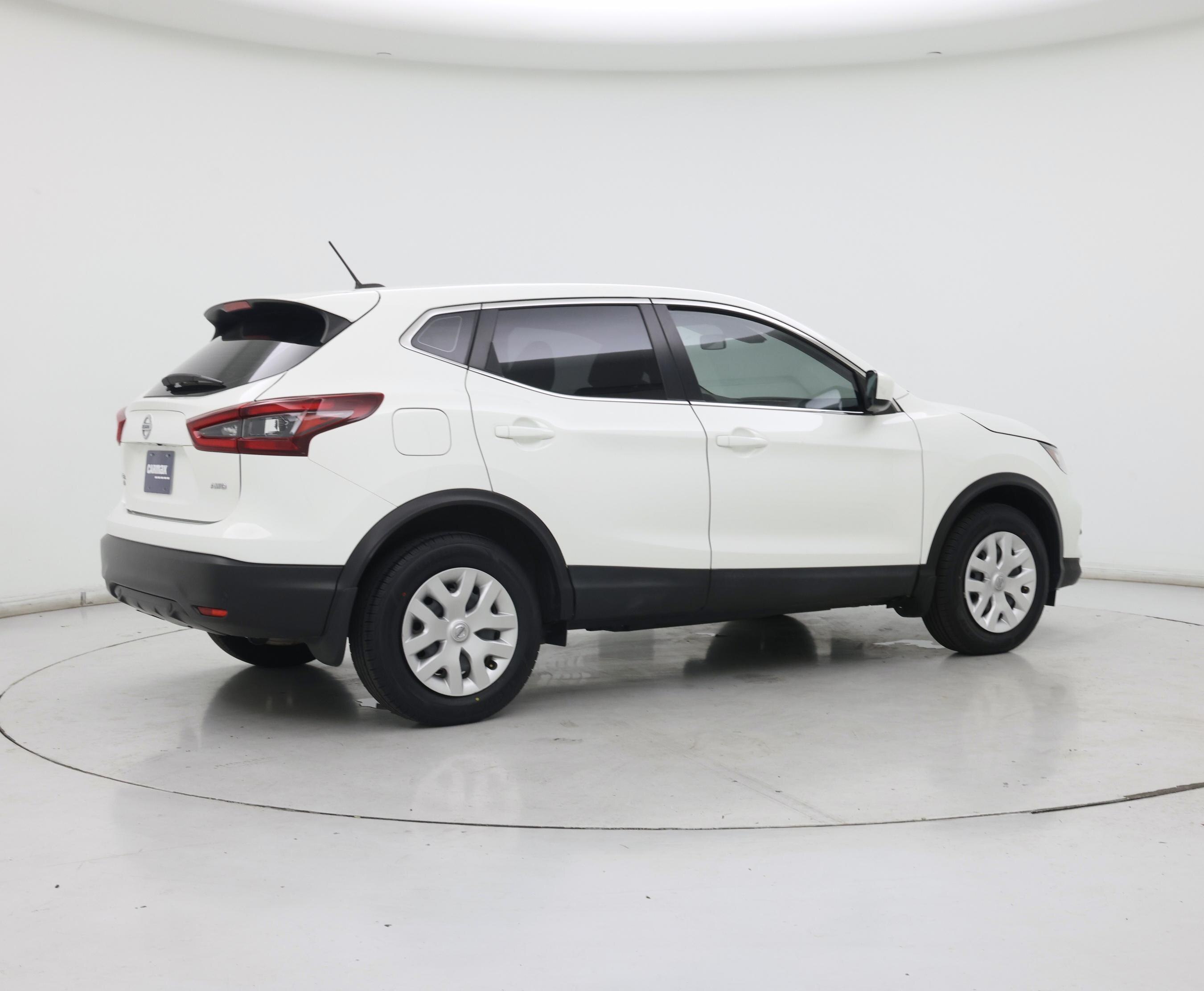 Thumbnail: 2020 Nissan Rogue Sport - 8