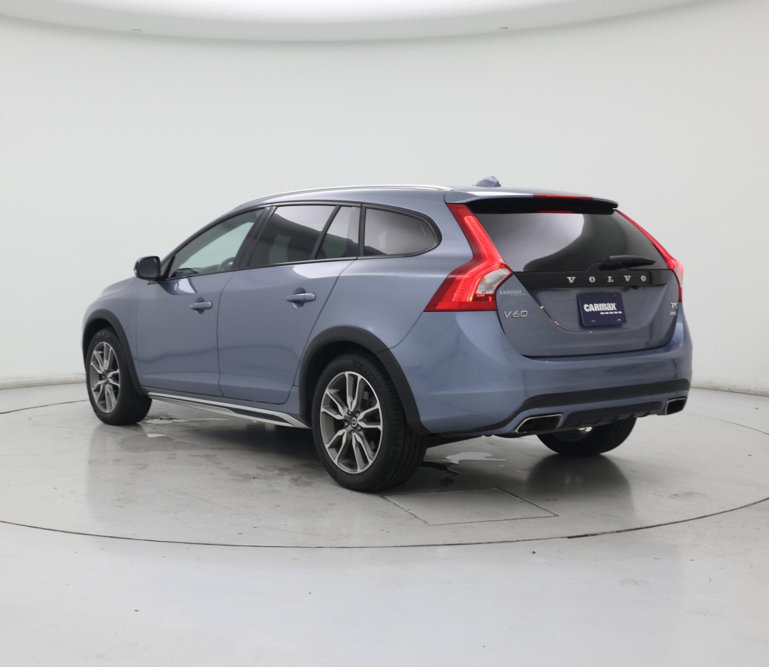 Thumbnail: 2018 Volvo S60 - 2