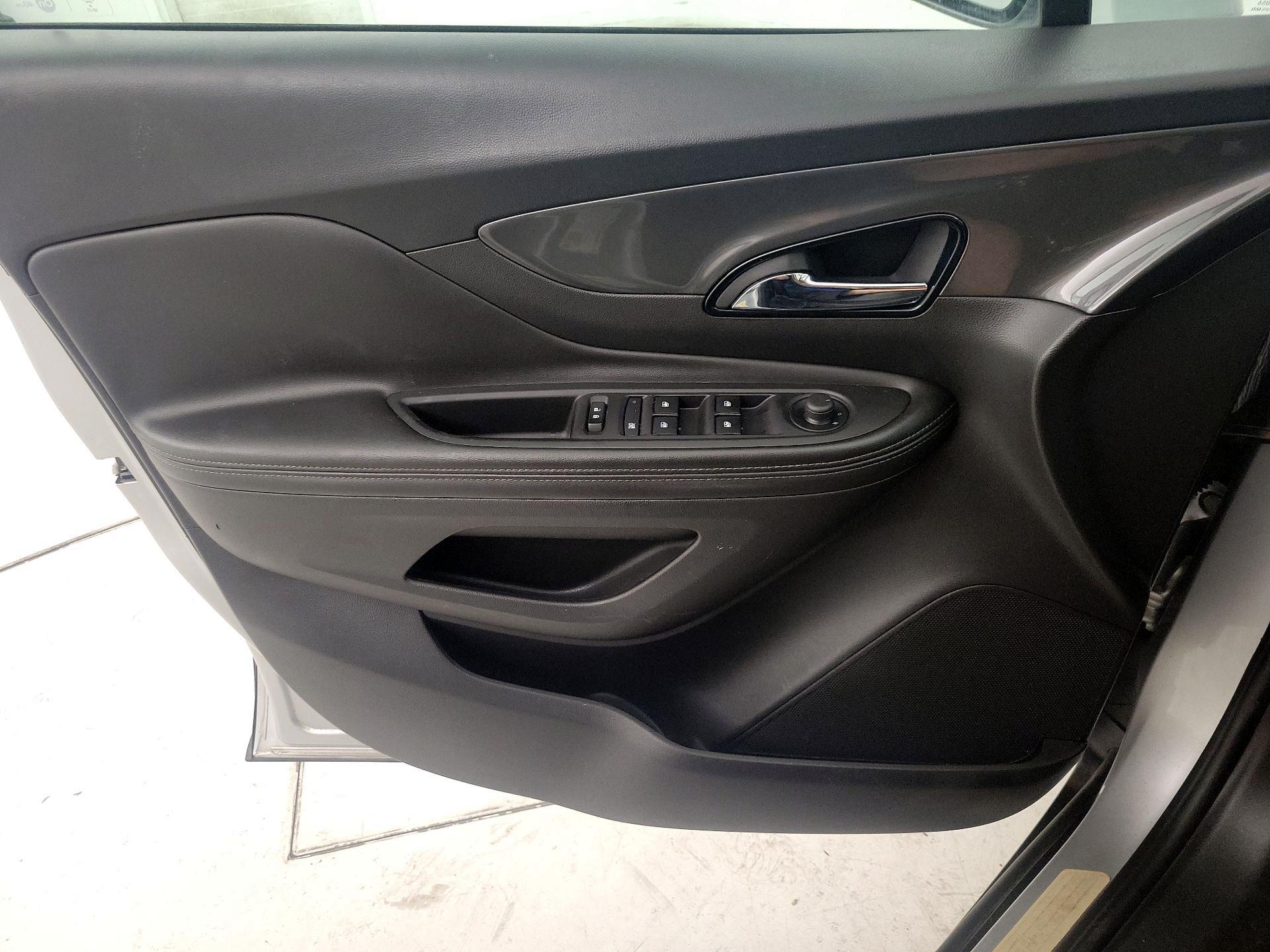 Thumbnail: 2018 Buick Encore - 10