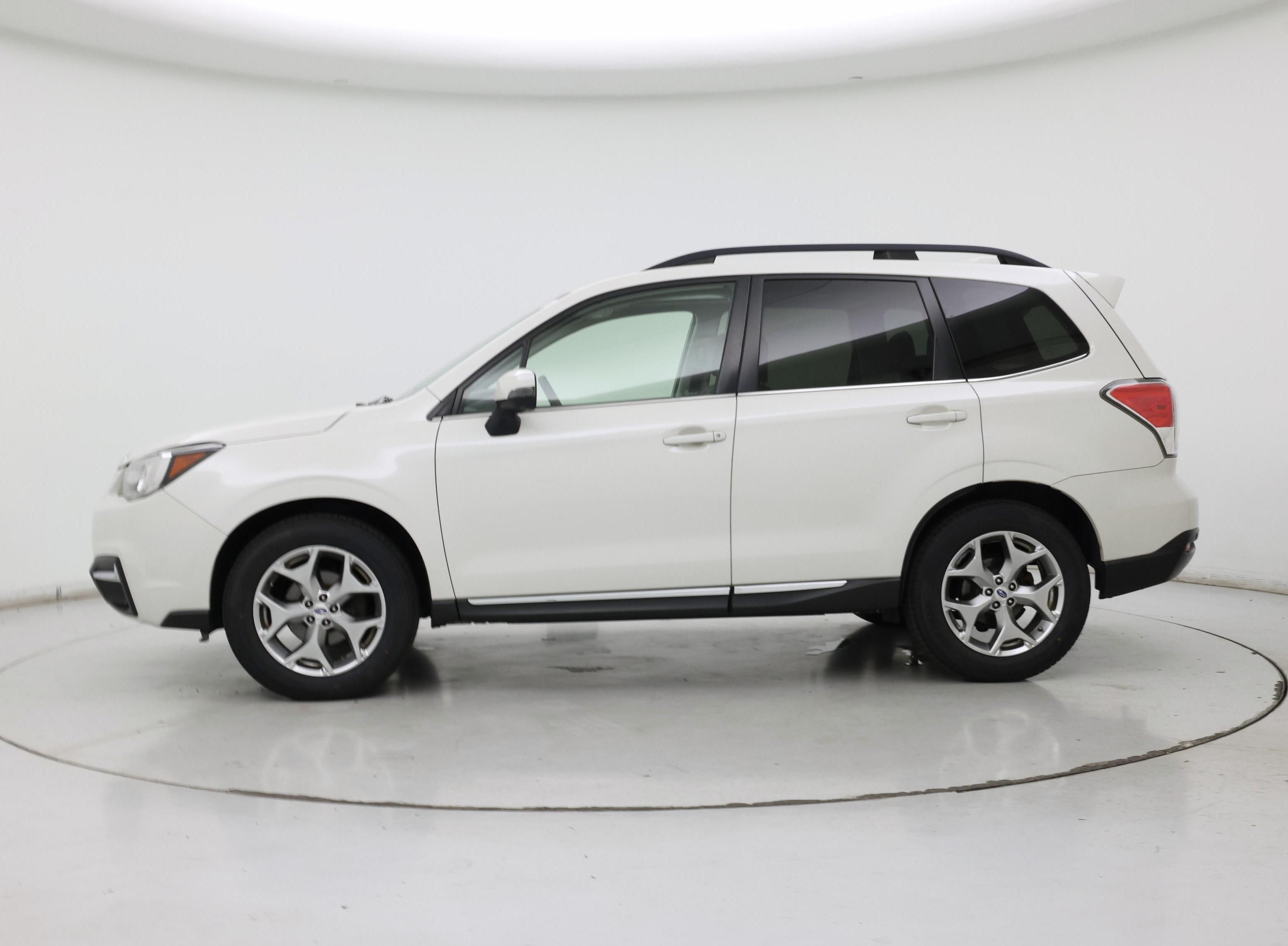 Thumbnail: 2017 Subaru Forester - 3