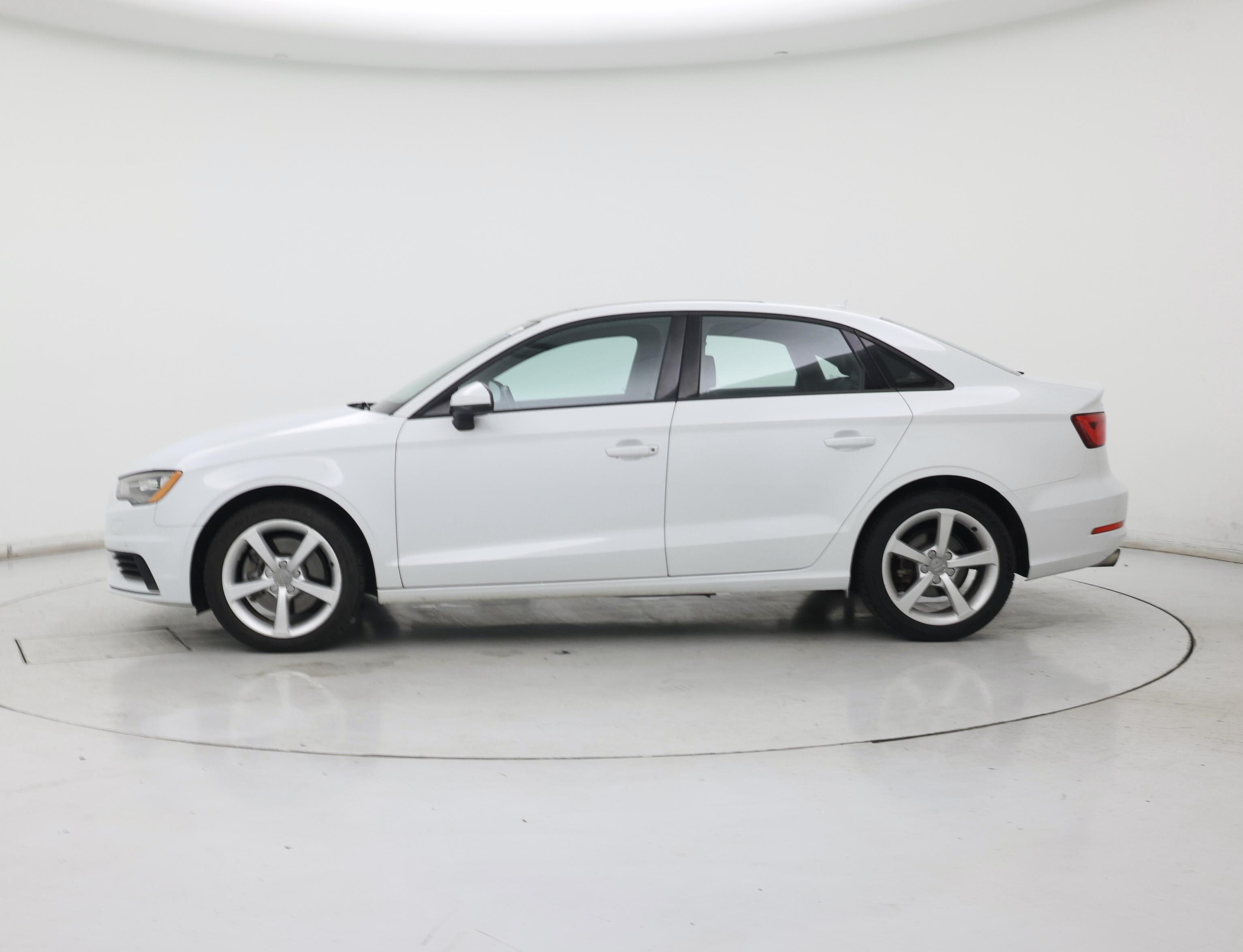 Thumbnail: 2016 Audi A3 - 3
